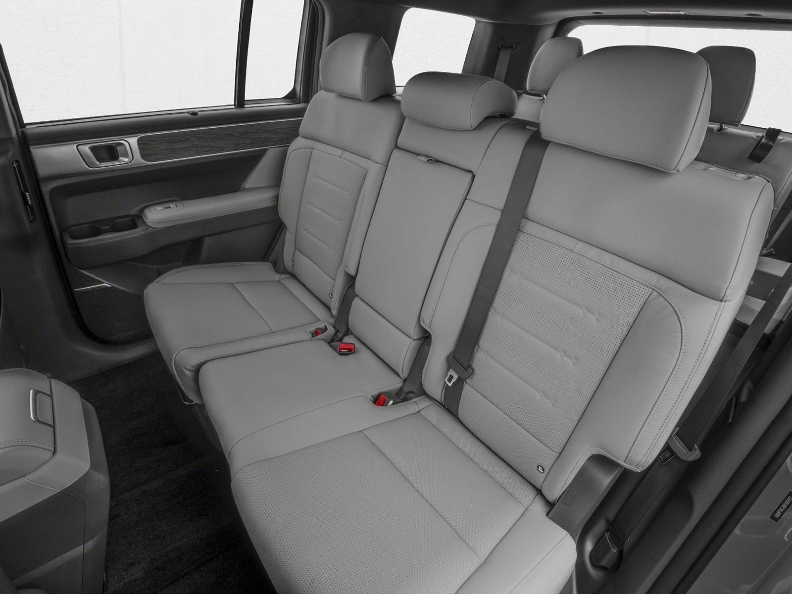 2025 Hyundai Santa Fe Limited - Photo 9