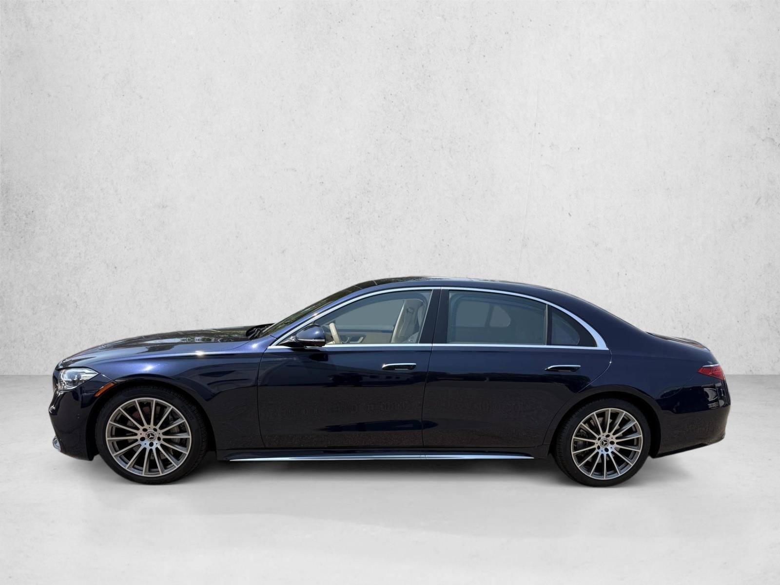 Thumbnail: 2022 Mercedes-Benz S-Class - 2