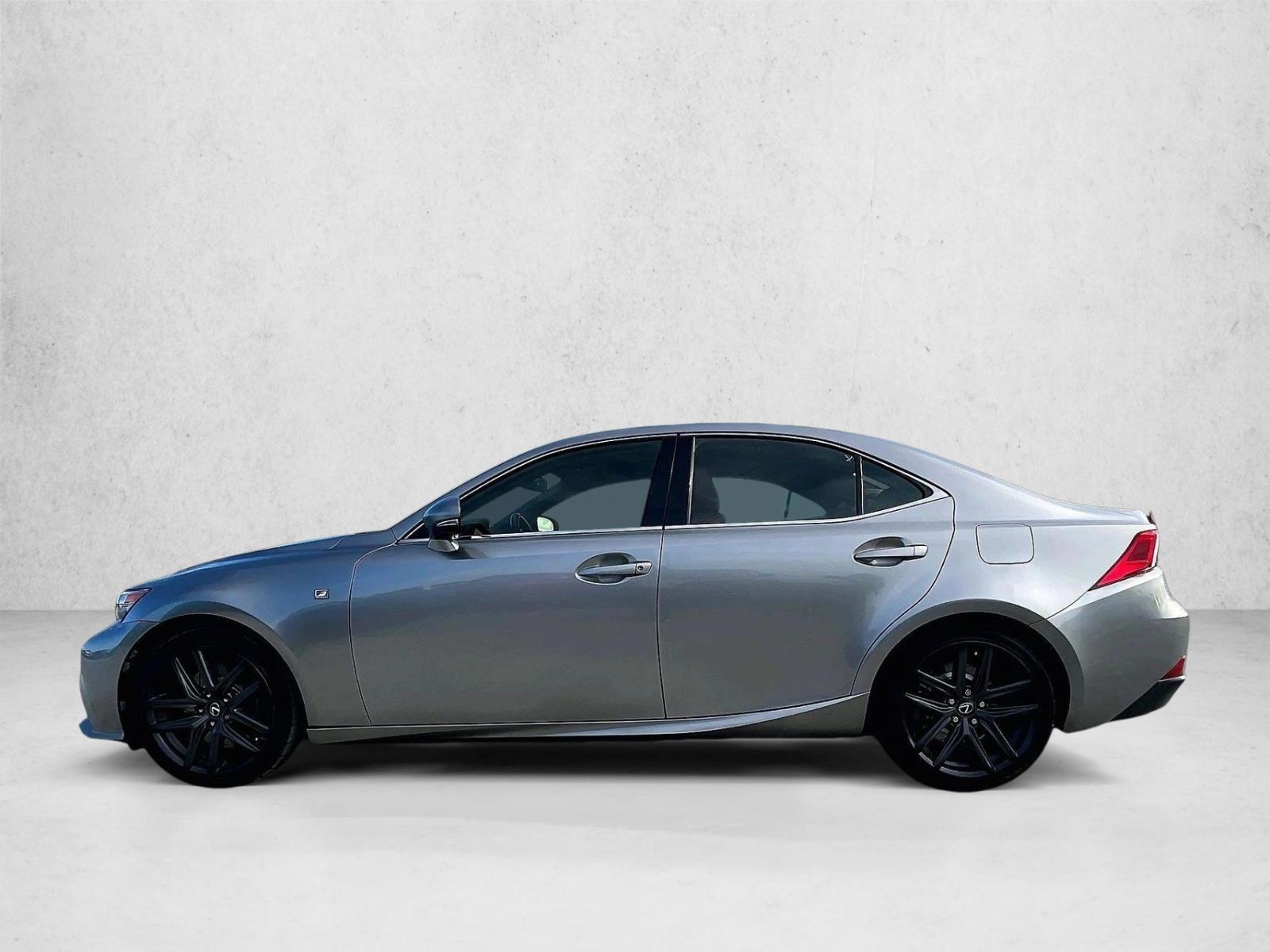 Thumbnail: 2015 Lexus IS - 2
