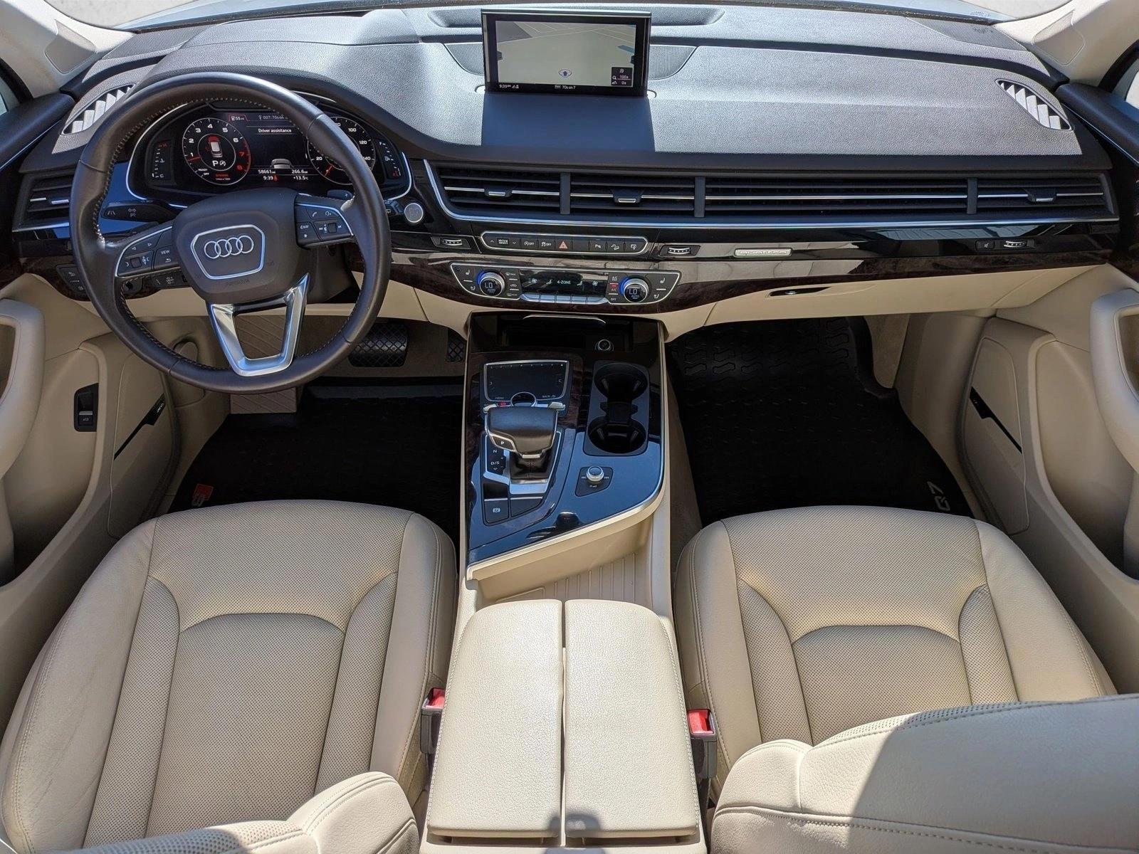 Thumbnail: 2017 Audi Q7 - 4