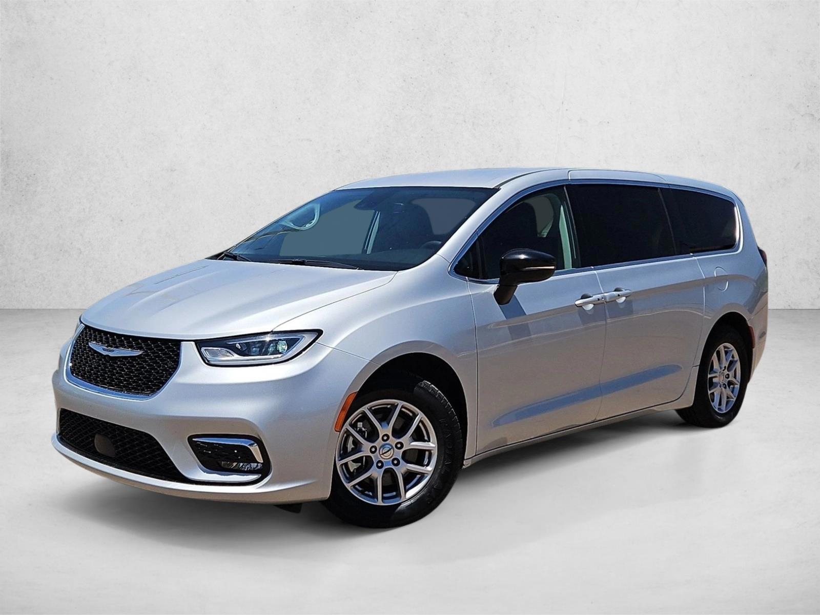 Thumbnail: 2024 Chrysler Pacifica - 1
