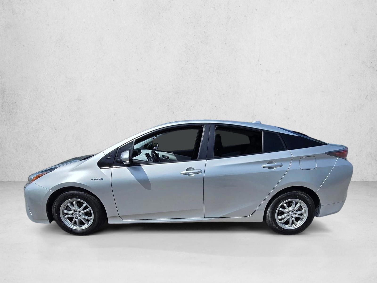 Thumbnail: 2017 Toyota Prius - 2
