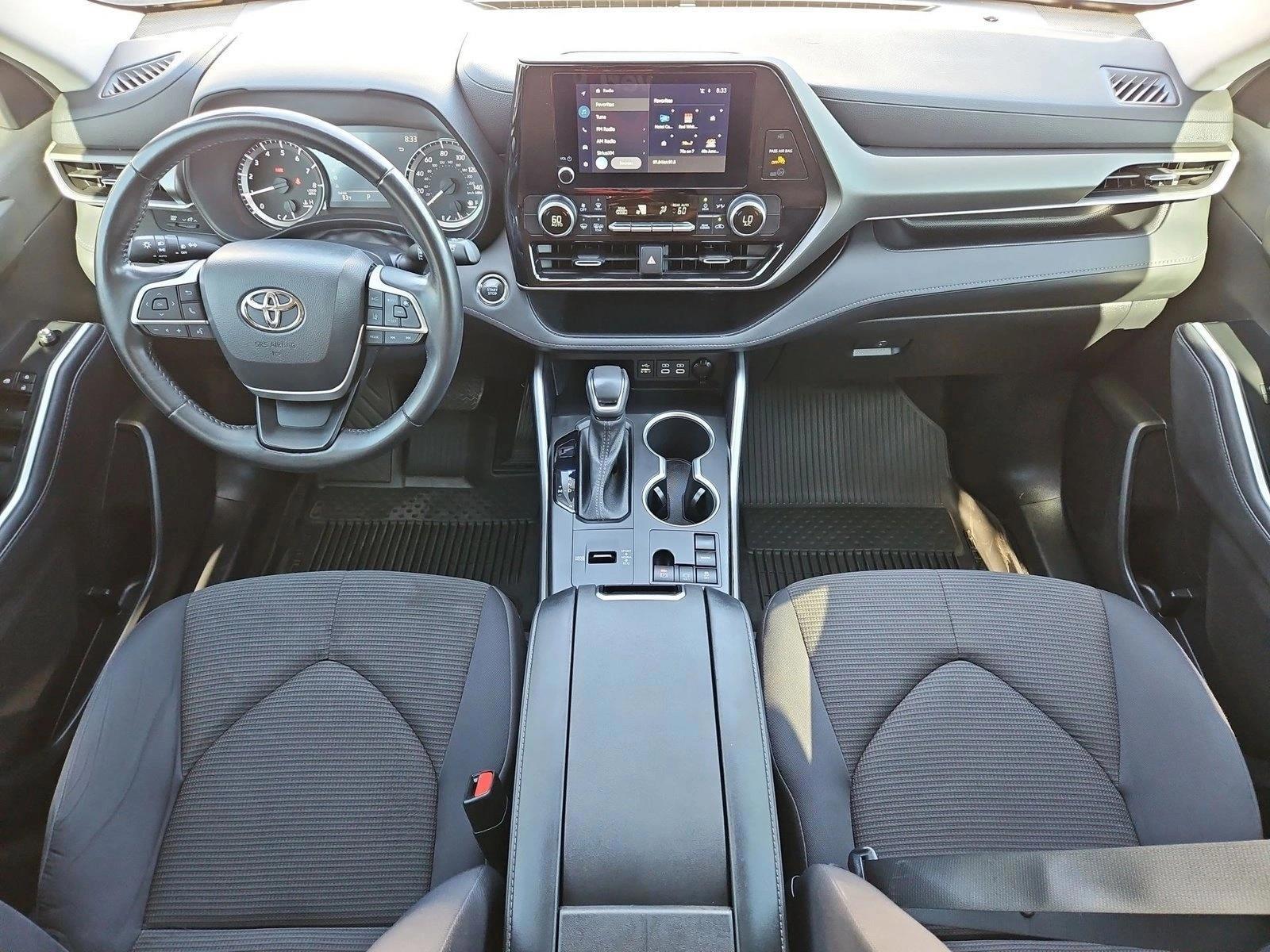 Thumbnail: 2023 Toyota Highlander - 5