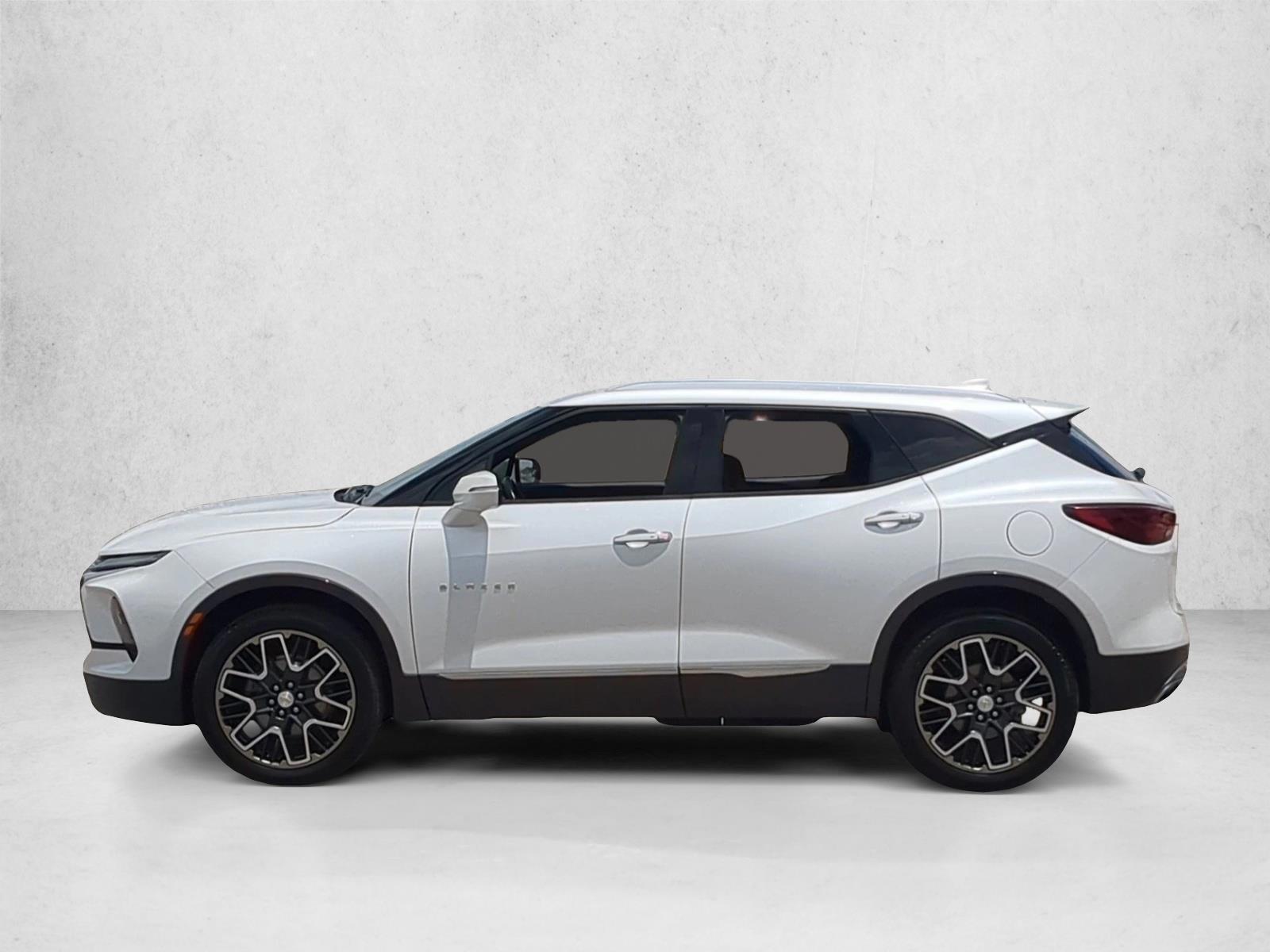 Thumbnail: 2023 Chevrolet Blazer - 2