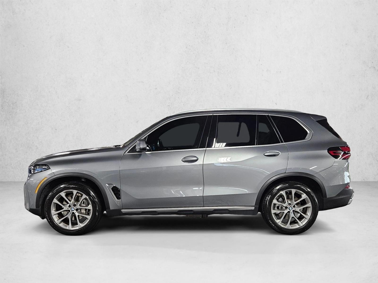 Thumbnail: 2024 BMW X5 - 2