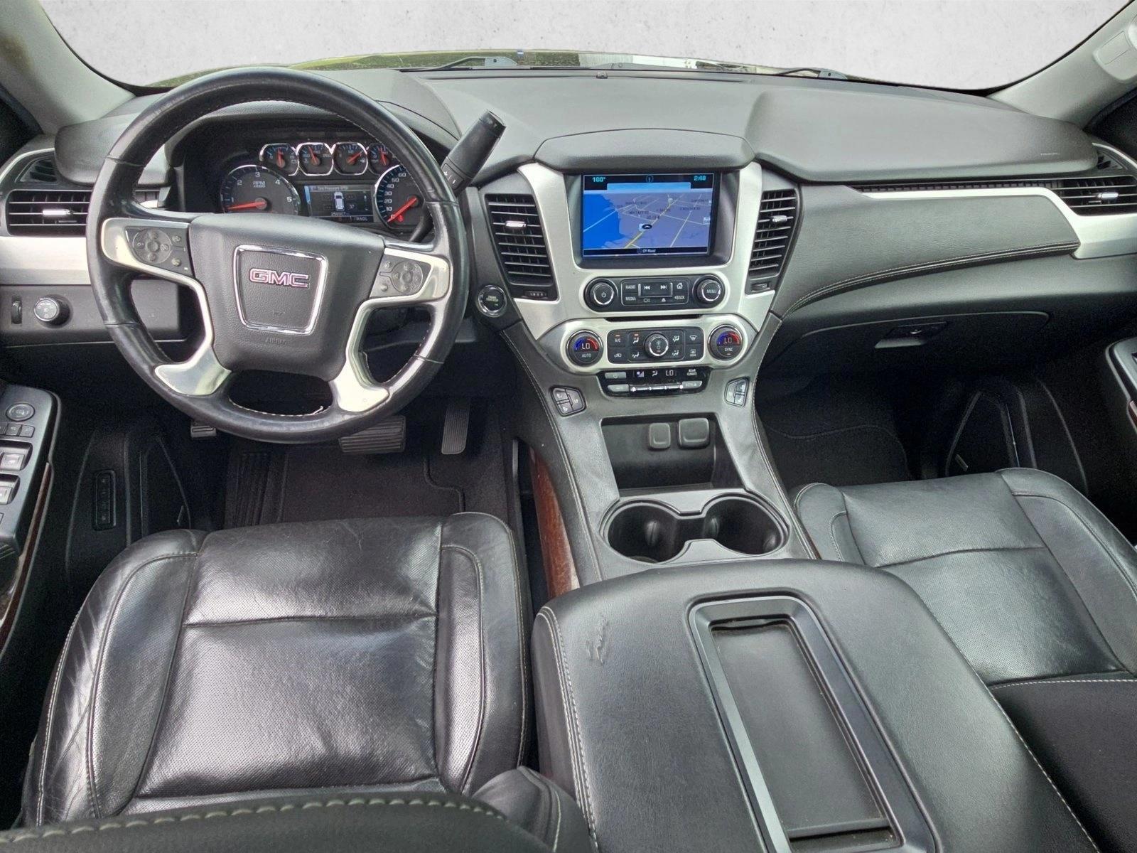 Thumbnail: 2020 GMC Yukon XL - 3