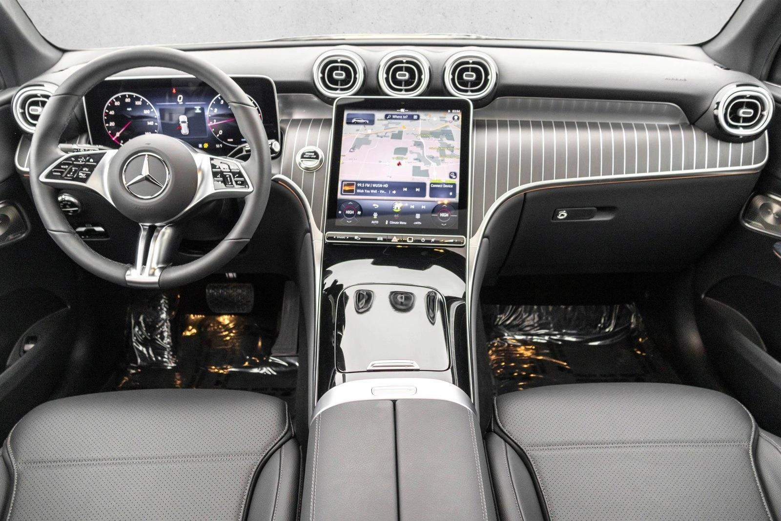 Thumbnail: 2026 Mercedes-Benz GLC - 4