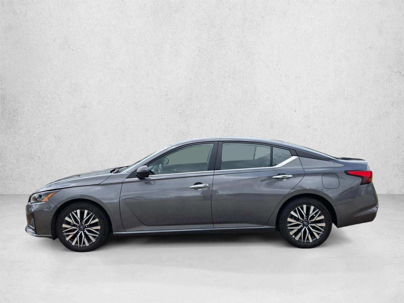 Thumbnail: 2025 Nissan Altima - 2