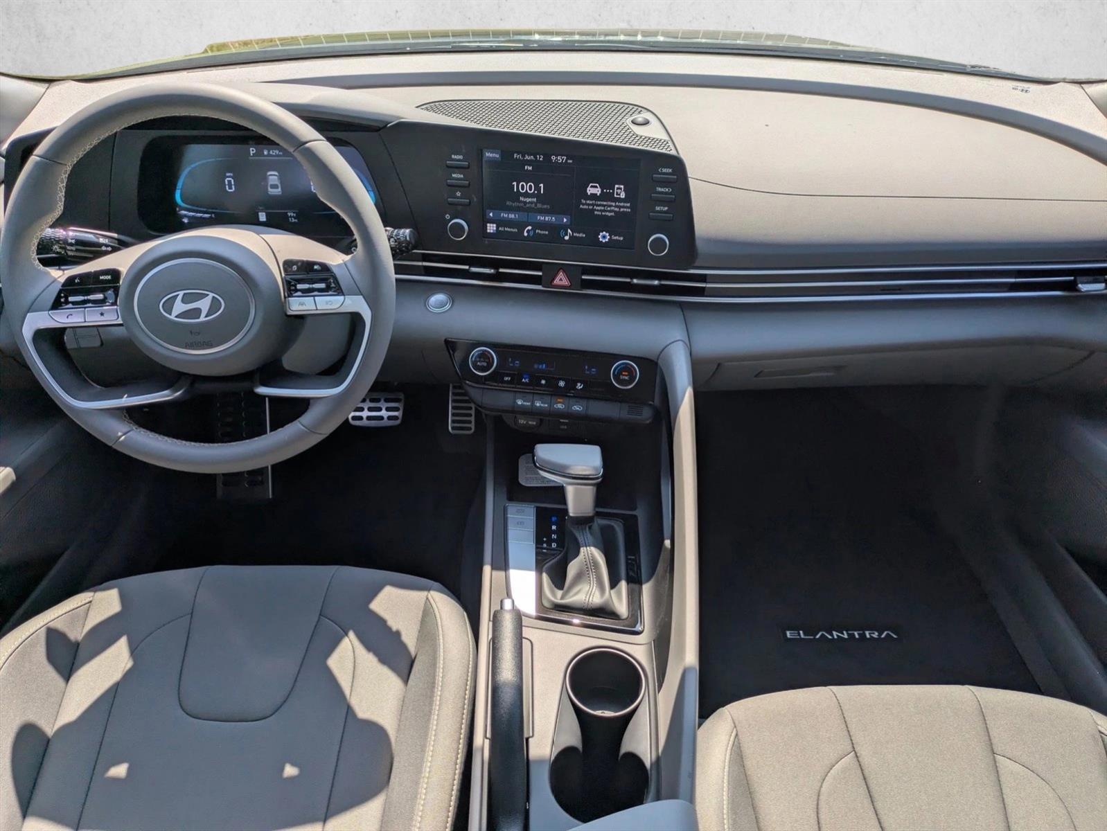 Thumbnail: 2026 Hyundai Elantra - 3