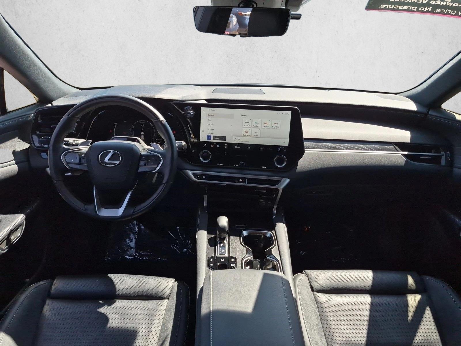 Thumbnail: 2024 Lexus RX - 4
