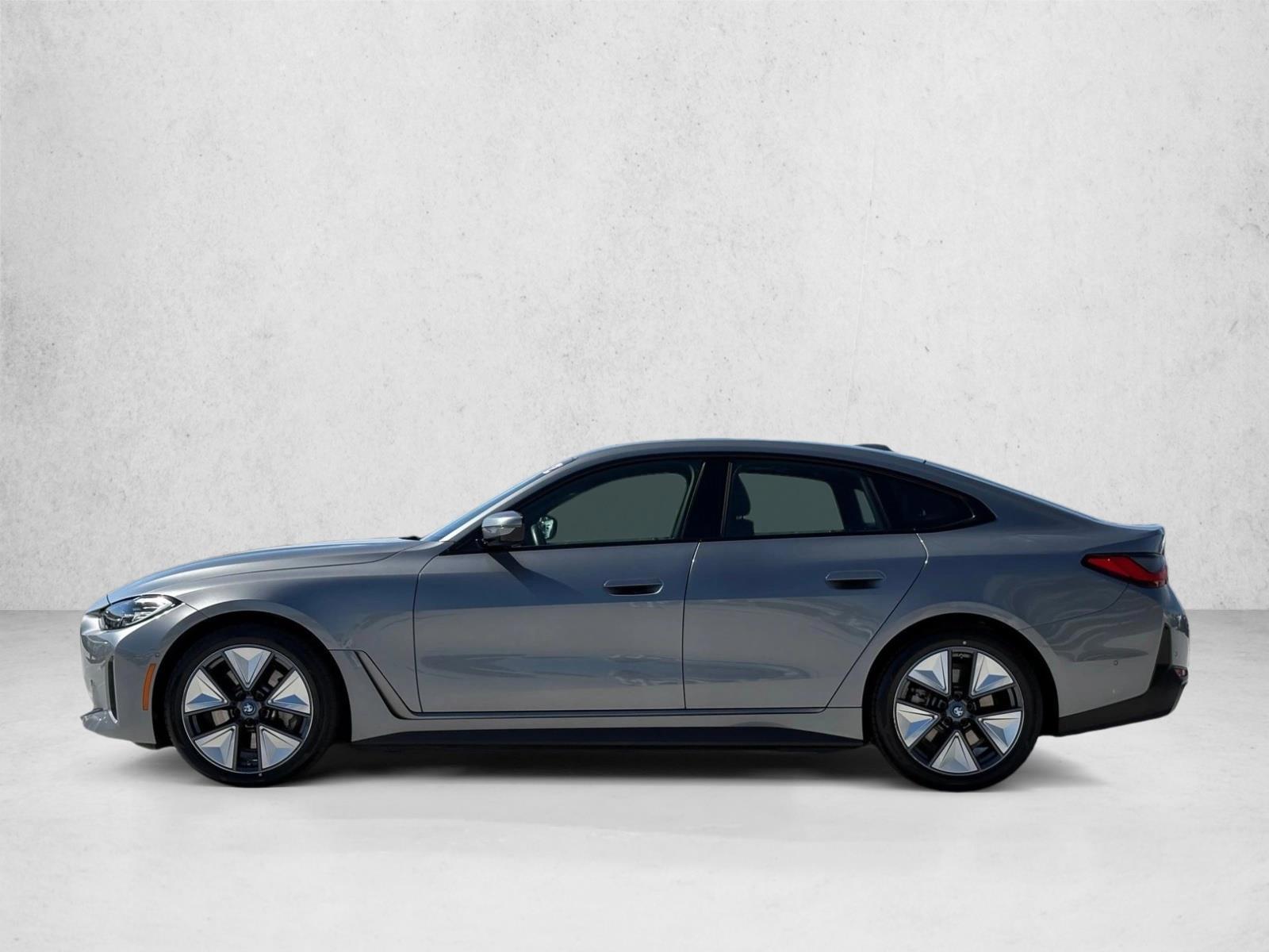 Thumbnail: 2023 BMW i4 - 2