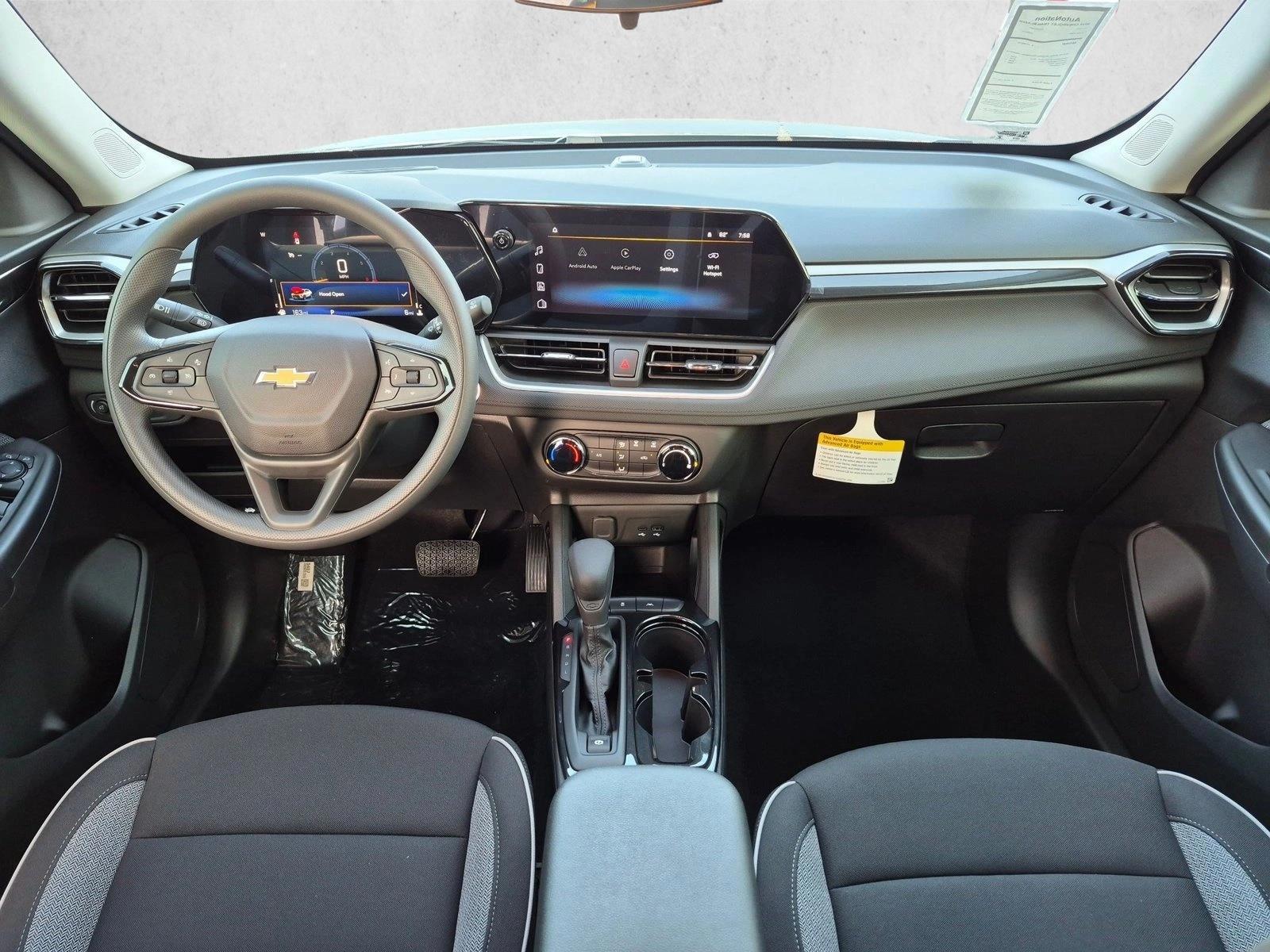 Thumbnail: 2026 Chevrolet TrailBlazer - 3