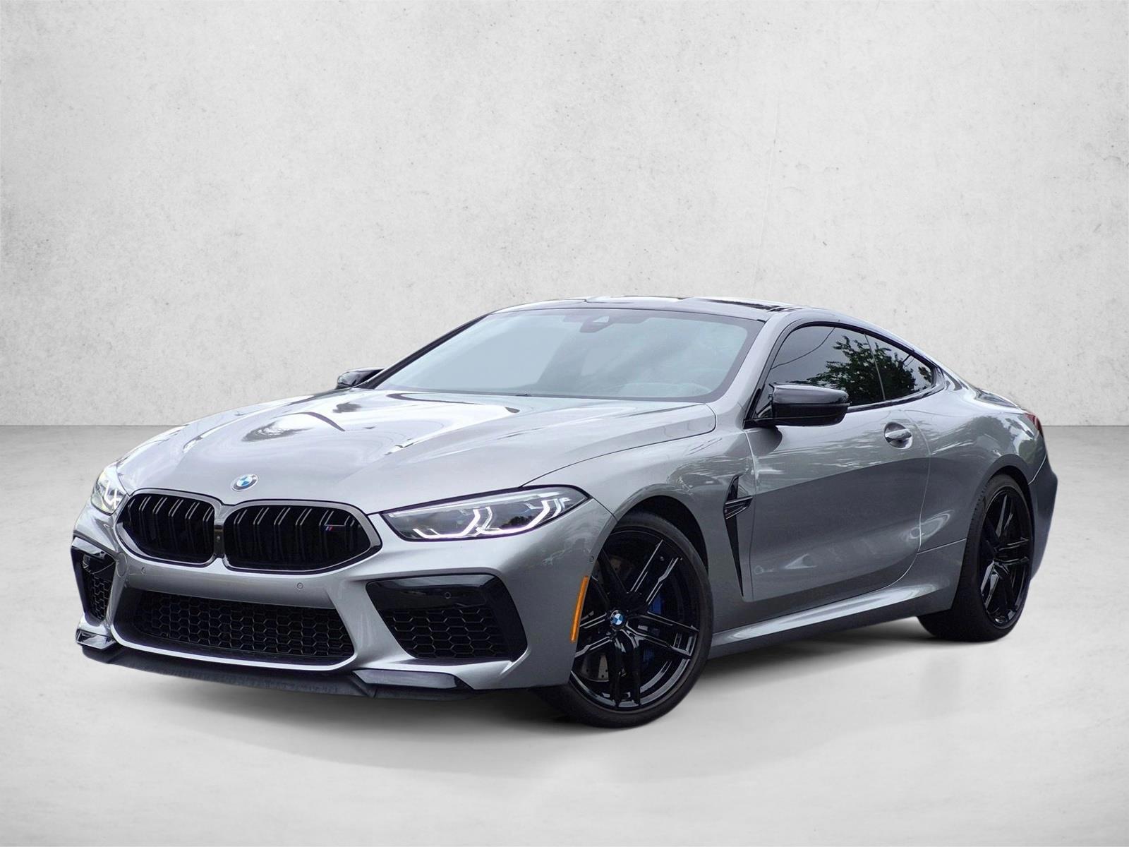 2022 BMW M8
