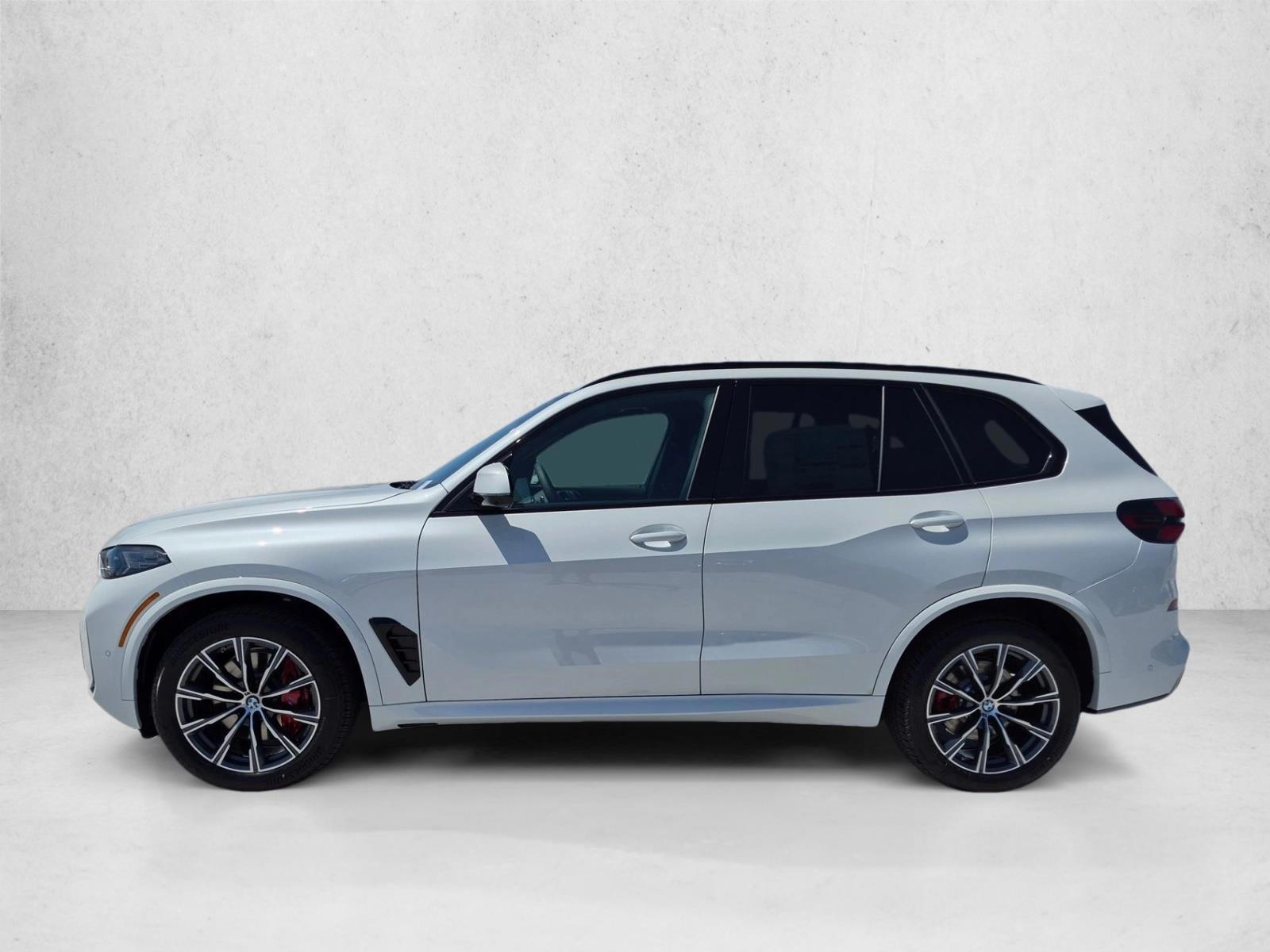 Thumbnail: 2026 BMW X5 - 2