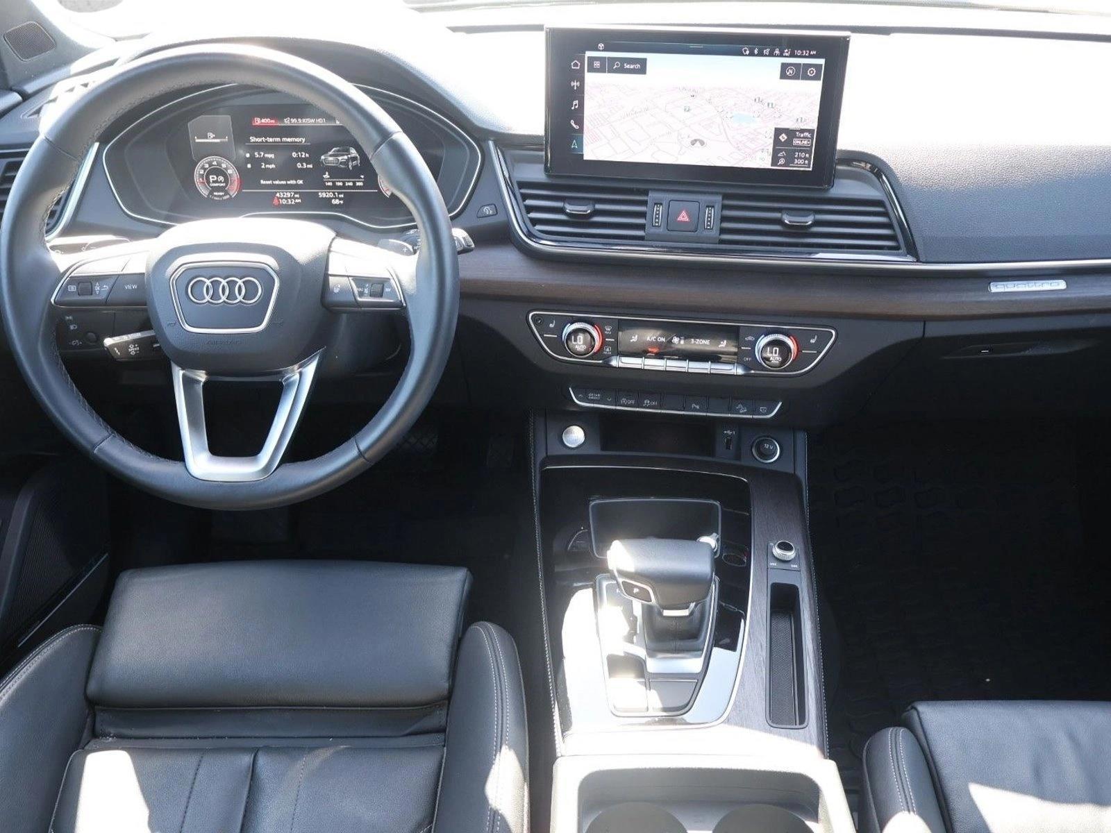Thumbnail: 2023 Audi Q5 - 3