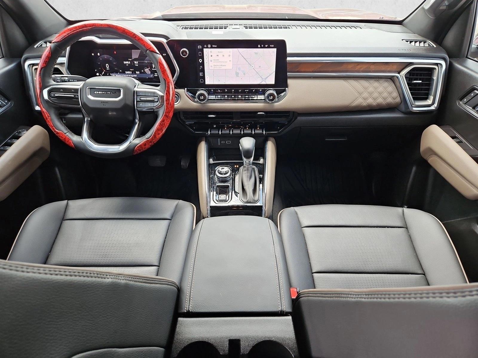 Thumbnail: 2025 GMC Canyon - 3