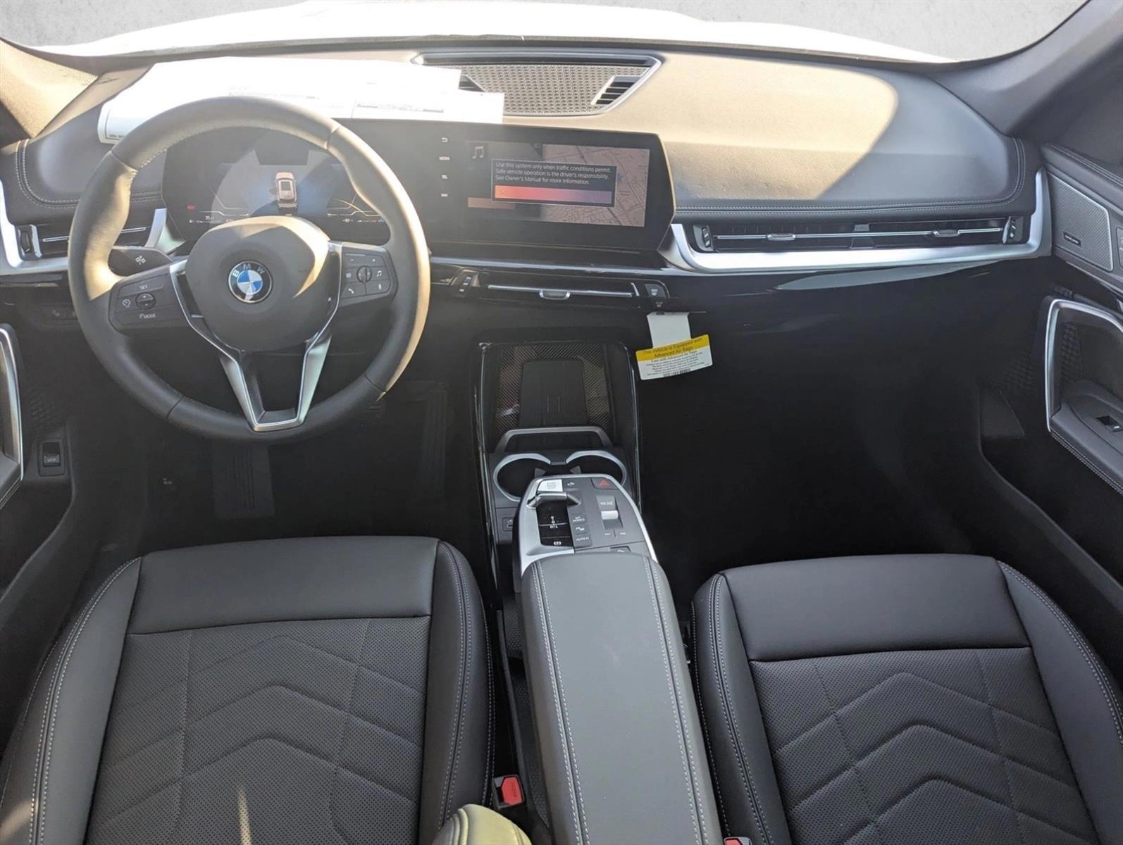 Thumbnail: 2026 BMW X1 - 3
