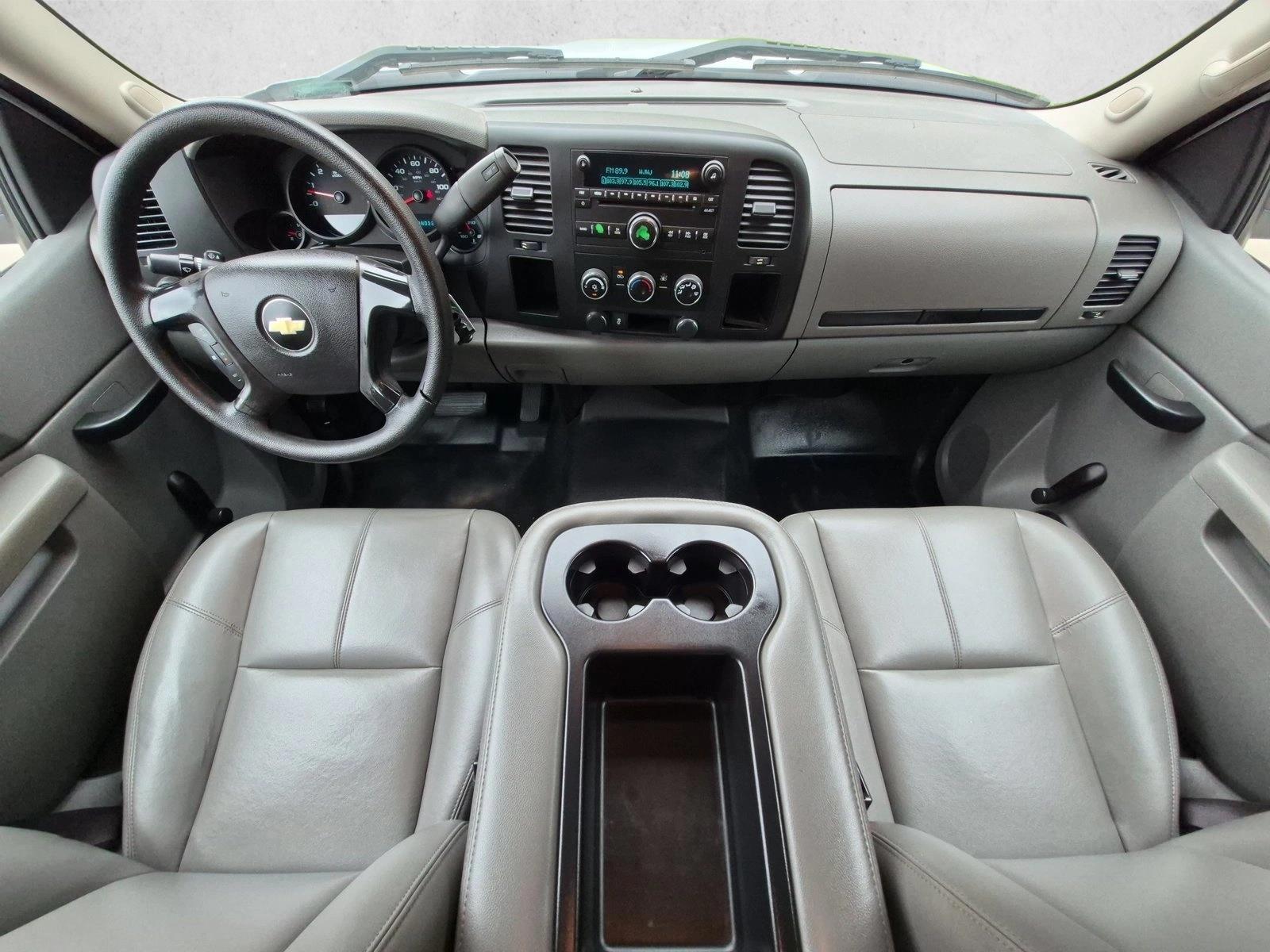 Thumbnail: 2013 Chevrolet Silverado 1500 - 3