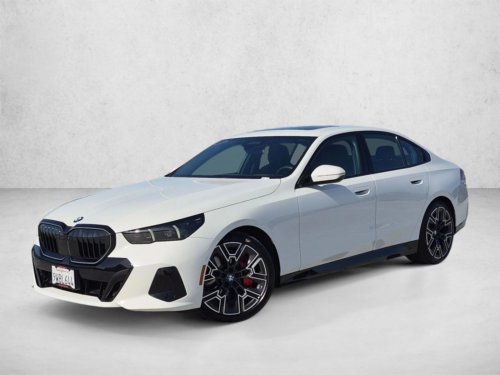 Thumbnail: 2026 BMW 5 Series - 1