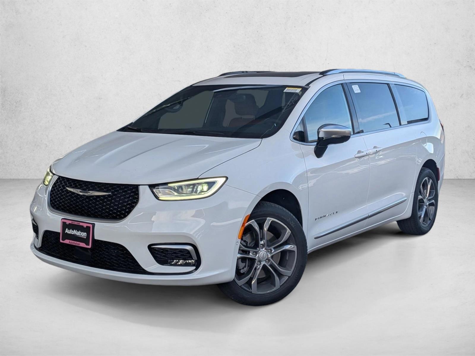 Thumbnail: 2026 Chrysler Pacifica - 1