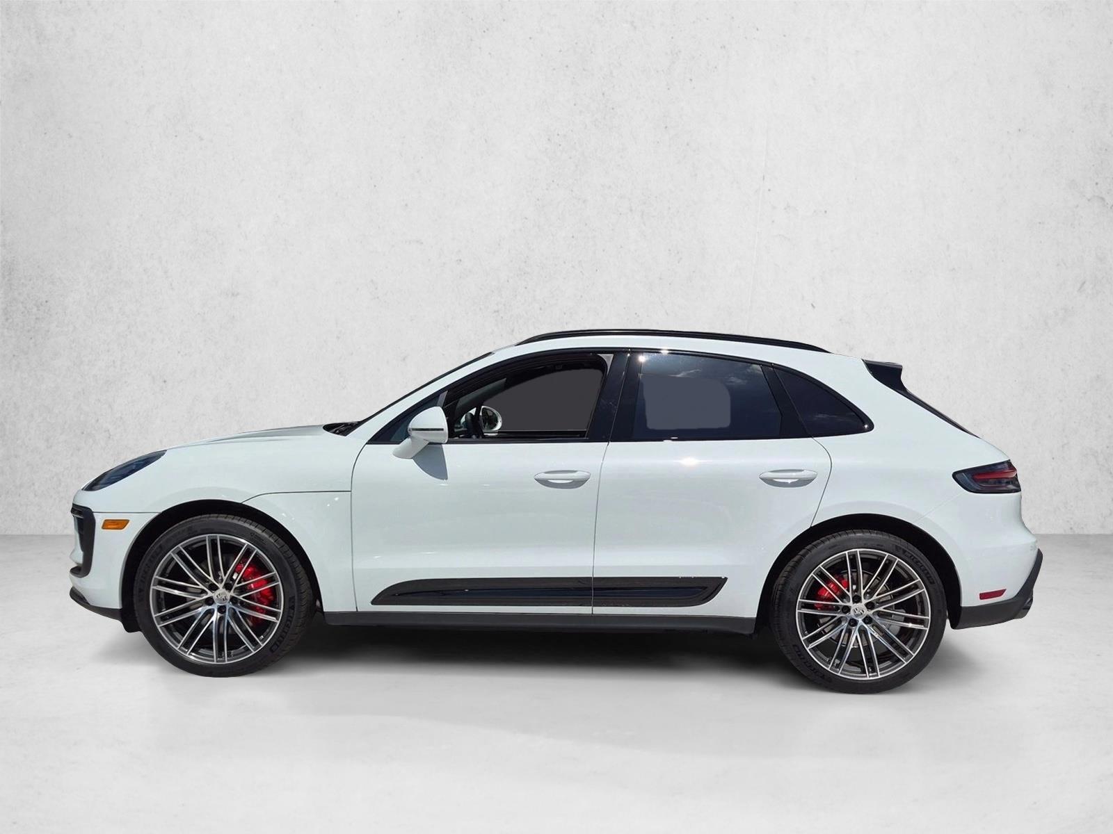 Thumbnail: 2026 Porsche Macan - 2