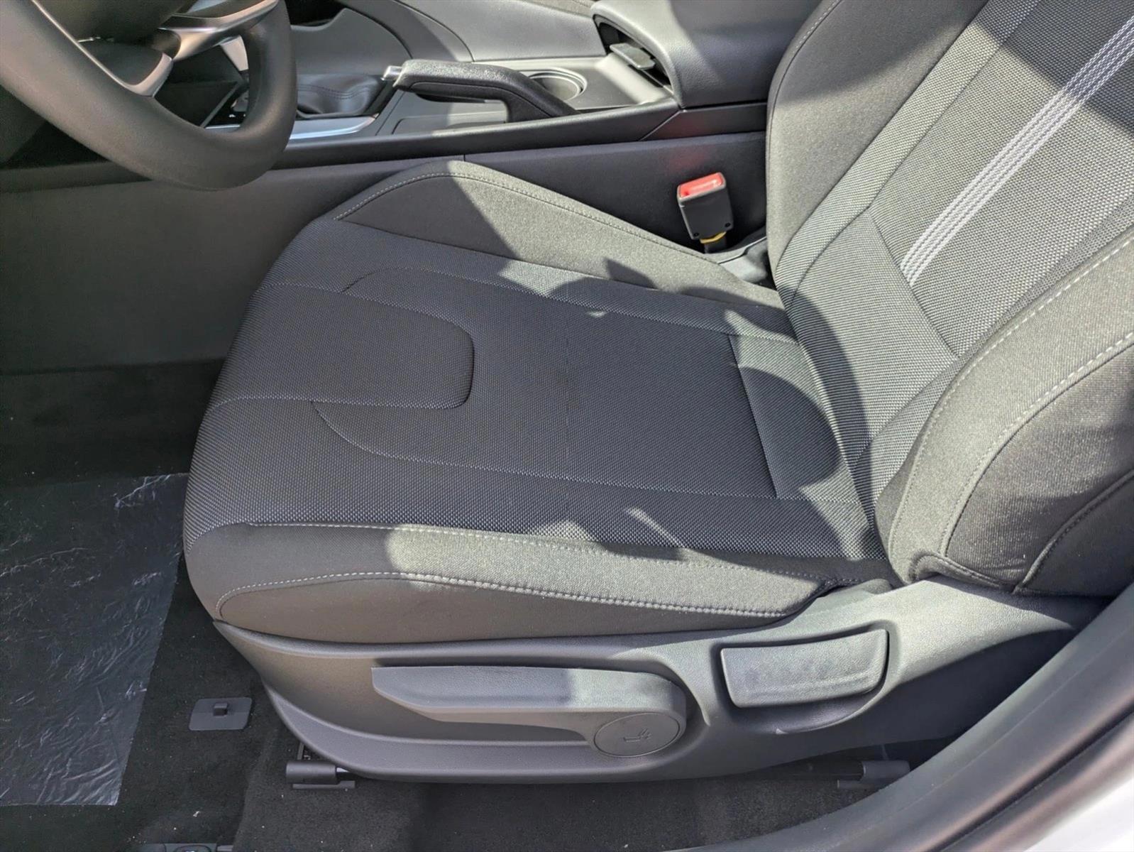 Thumbnail: 2026 Hyundai Elantra - 4