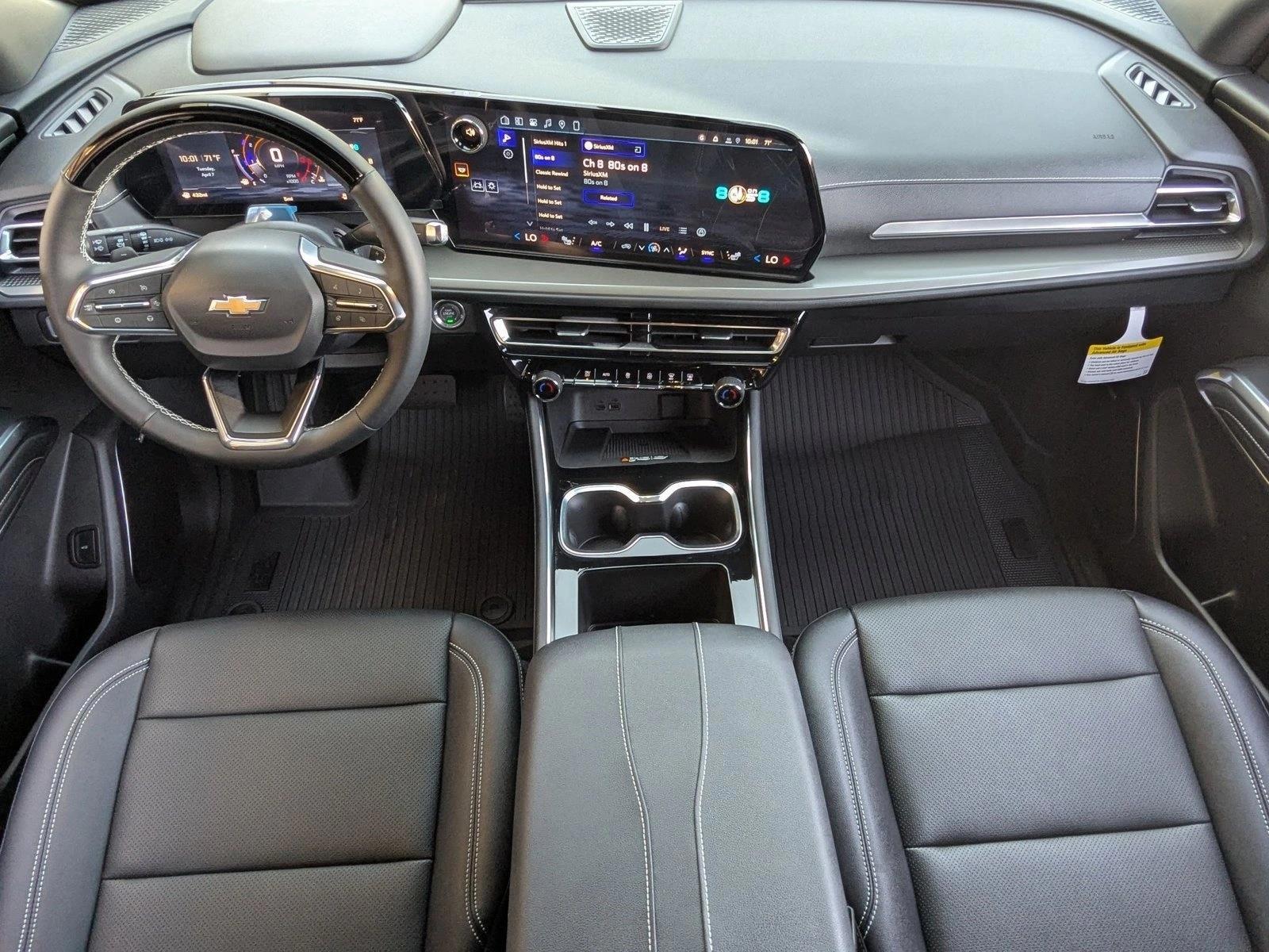 Thumbnail: 2026 Chevrolet Traverse - 4