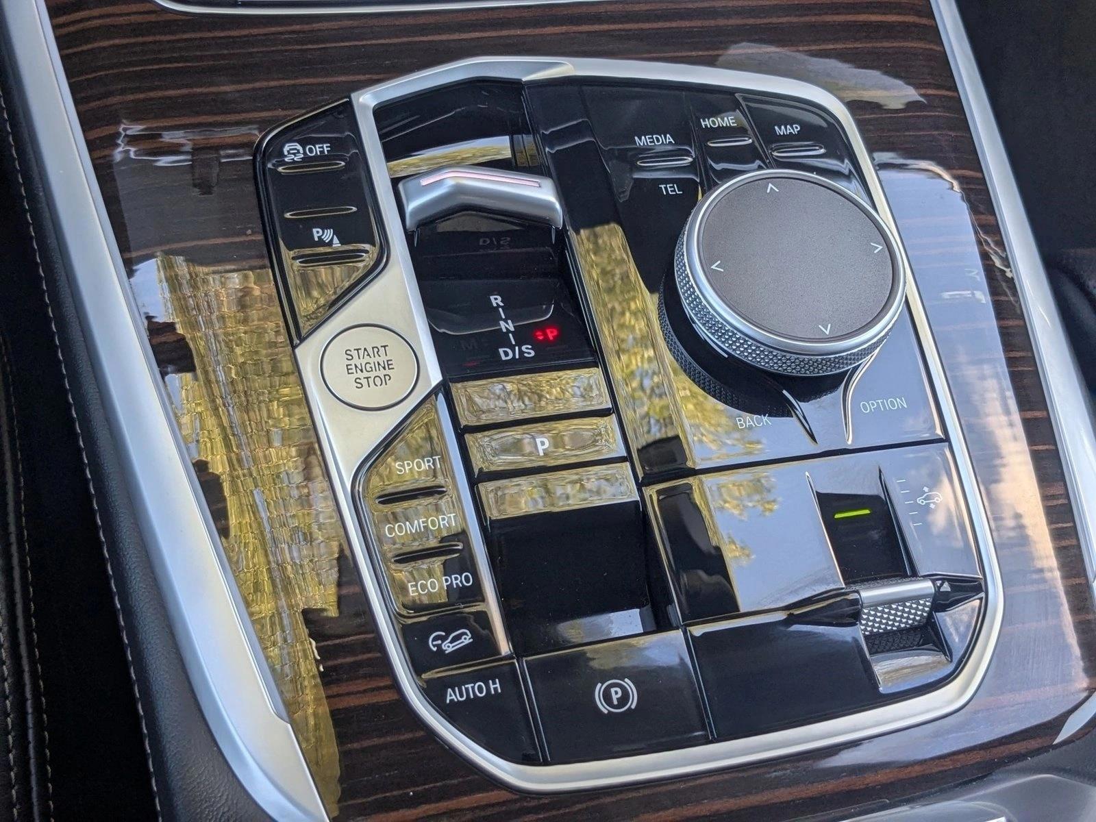 2026 BMW X7 40i - Photo 11