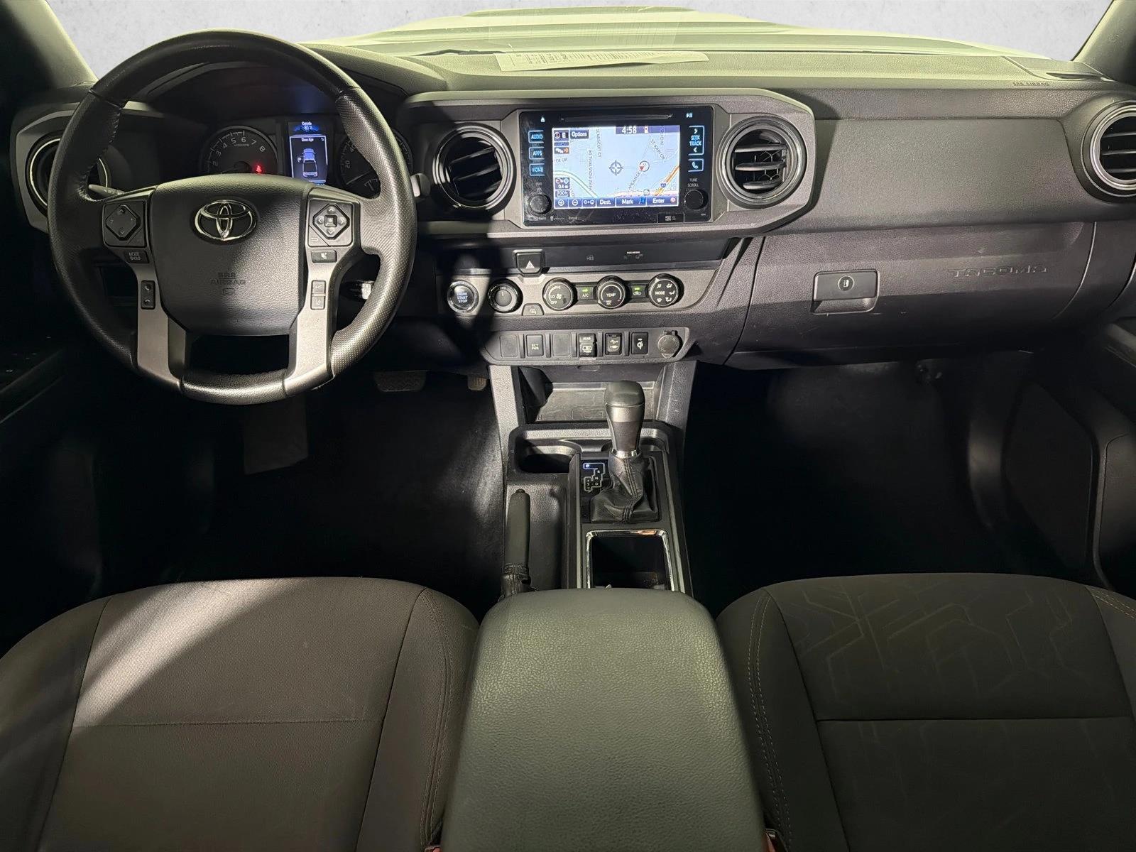 Thumbnail: 2019 Toyota Tacoma - 3