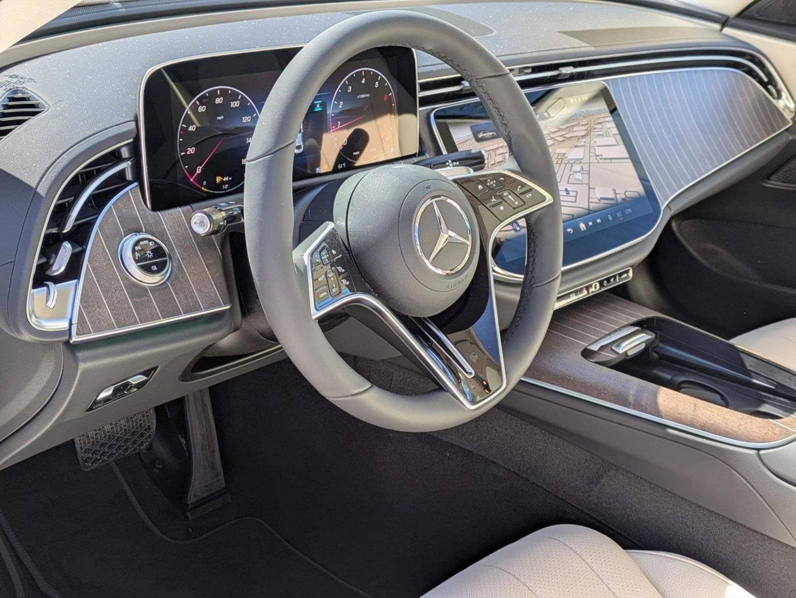 Thumbnail: 2026 Mercedes-Benz E-Class - 3
