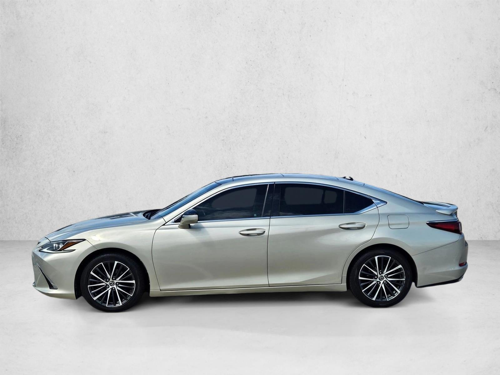 Thumbnail: 2023 Lexus ES - 2