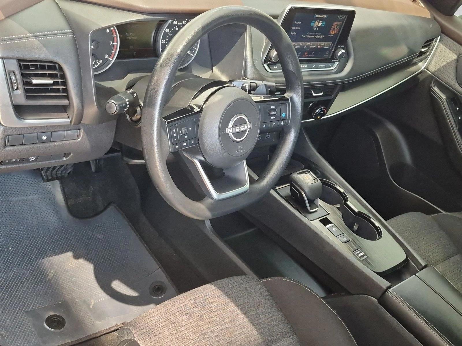 Thumbnail: 2023 Nissan Rogue - 3