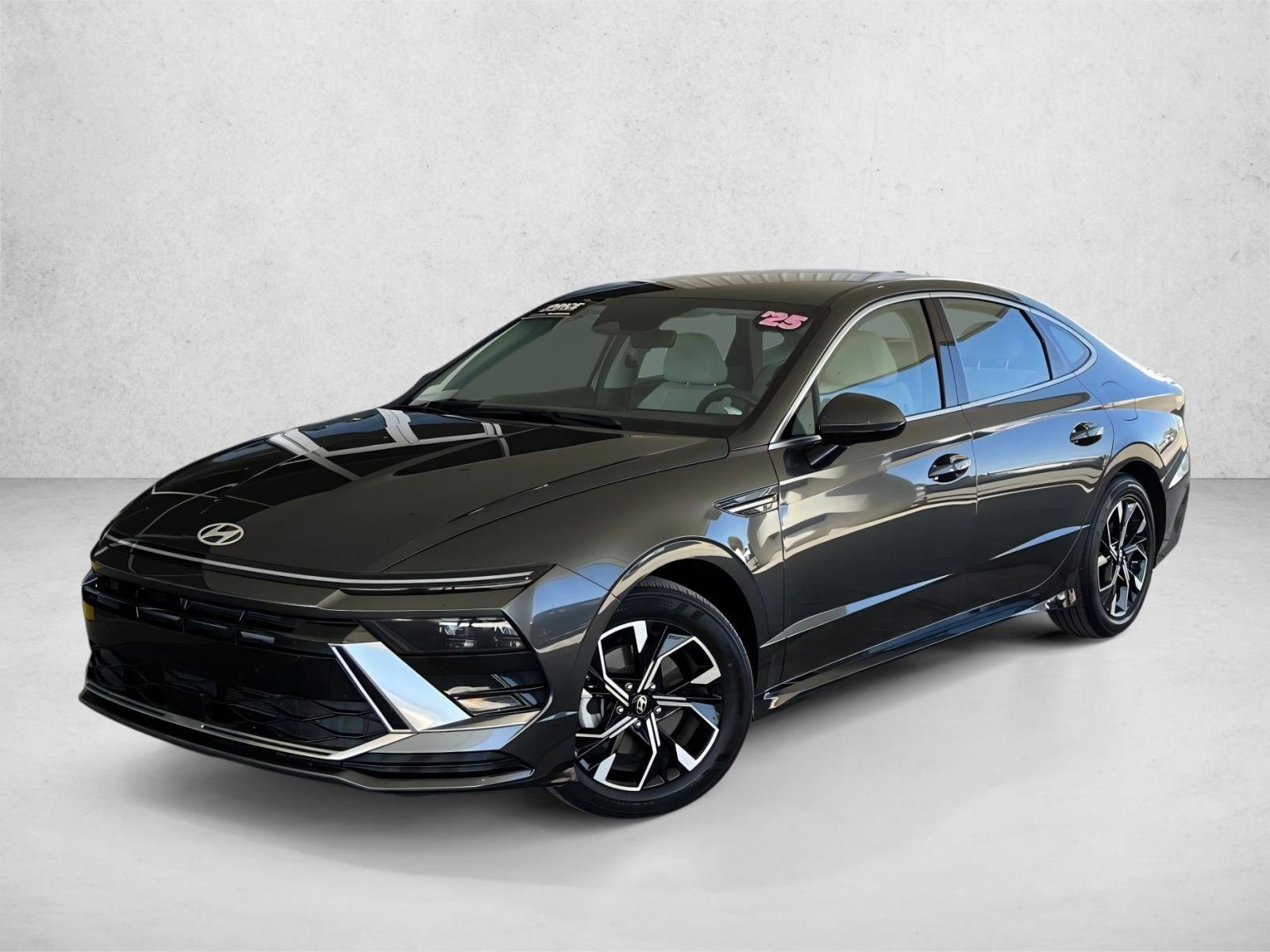 Thumbnail: 2025 Hyundai Sonata - 1