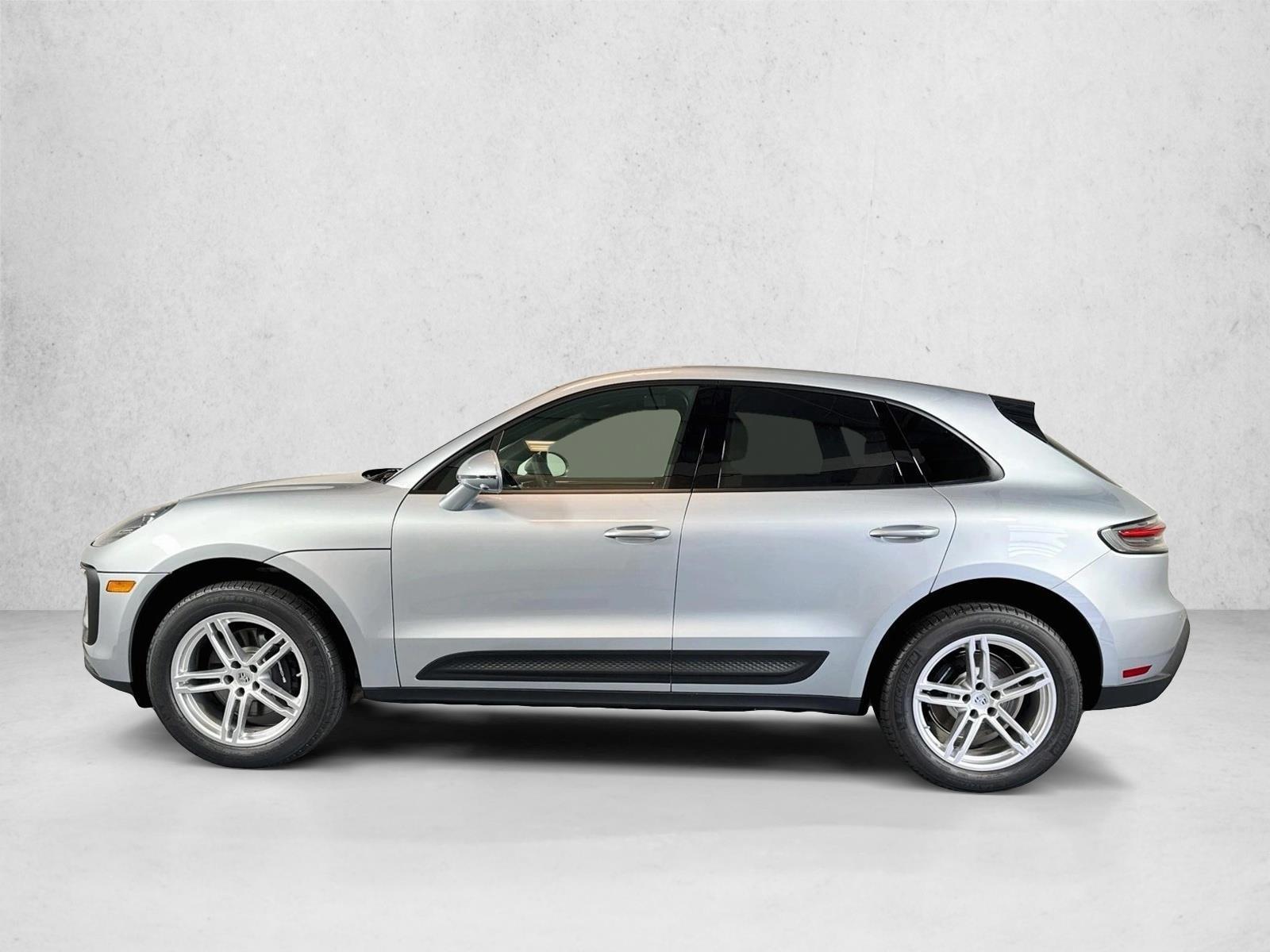 Thumbnail: 2026 Porsche Macan - 2