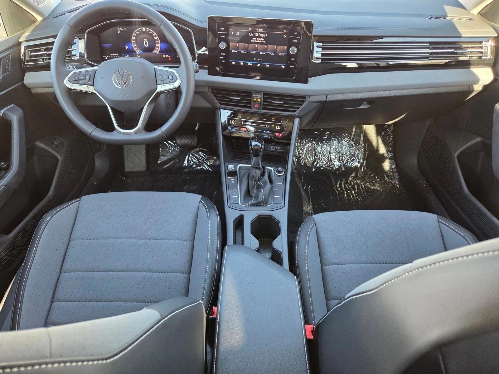 Thumbnail: 2026 Volkswagen Jetta - 3