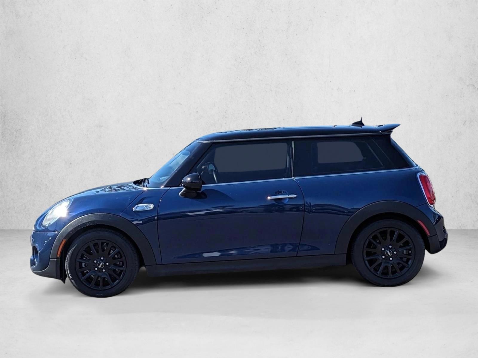 Thumbnail: 2016 MINI Cooper Hardtop - 2