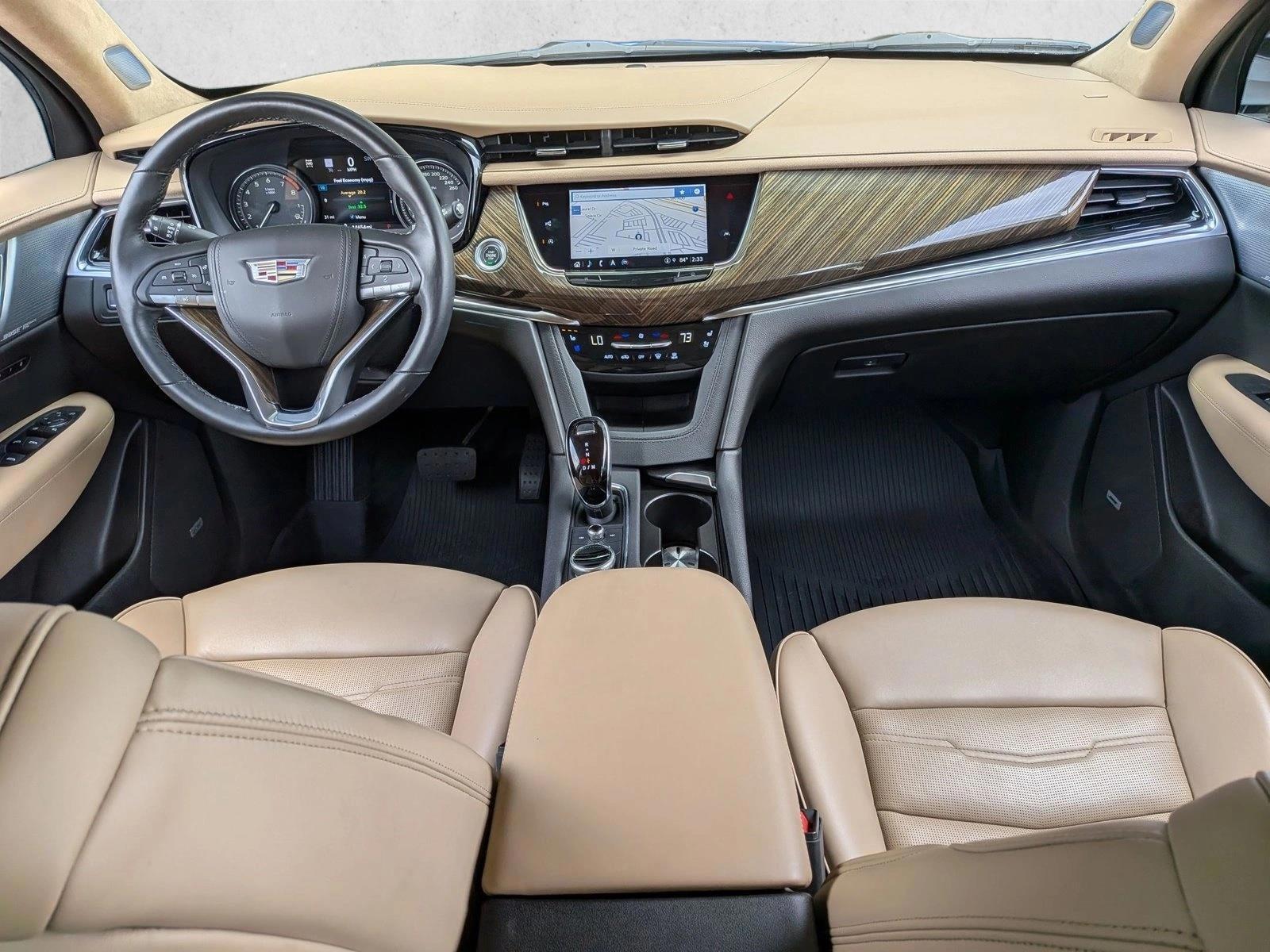 Thumbnail: 2023 Cadillac XT6 - 3
