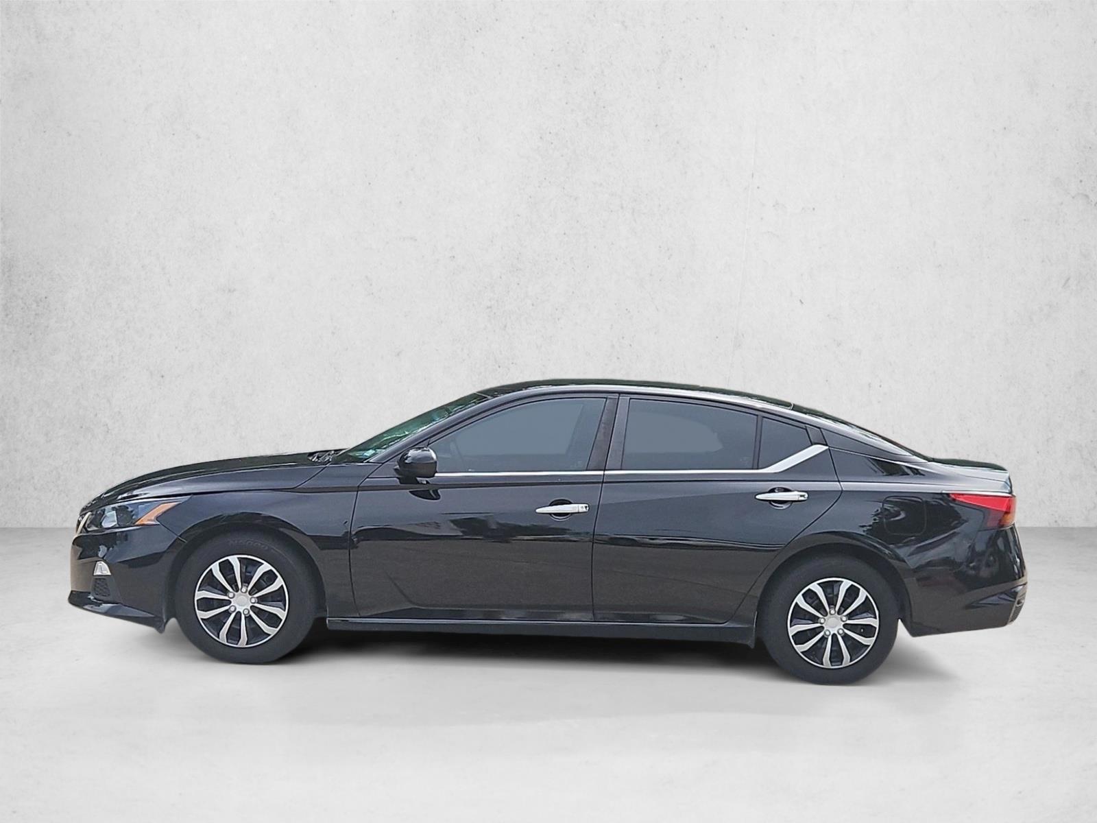 Thumbnail: 2022 Nissan Altima - 2