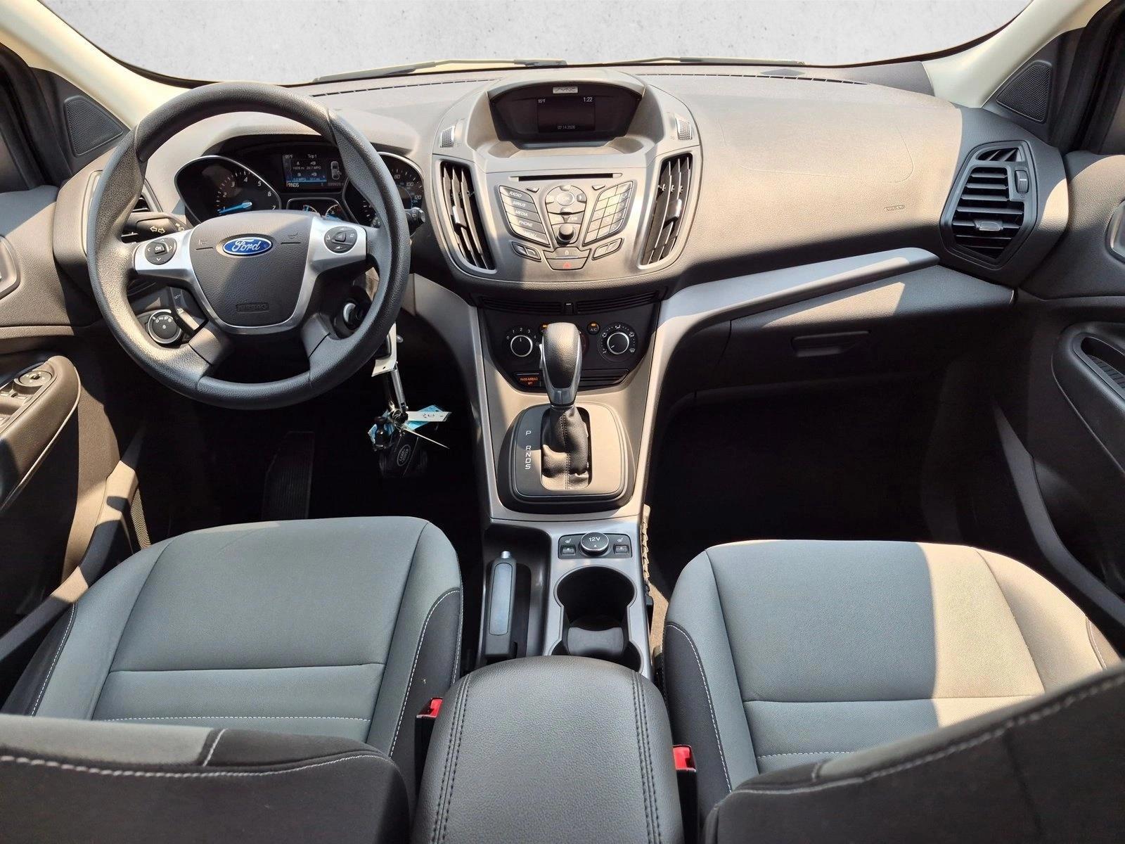 Thumbnail: 2016 Ford Escape - 4