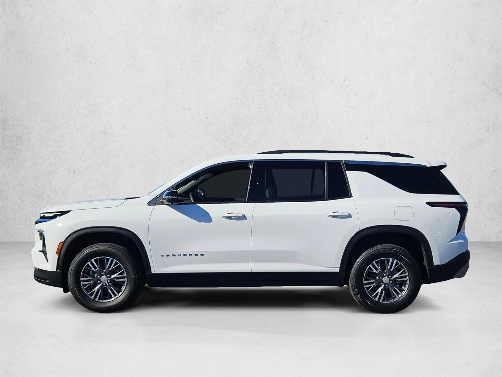 Thumbnail: 2026 Chevrolet Traverse - 2