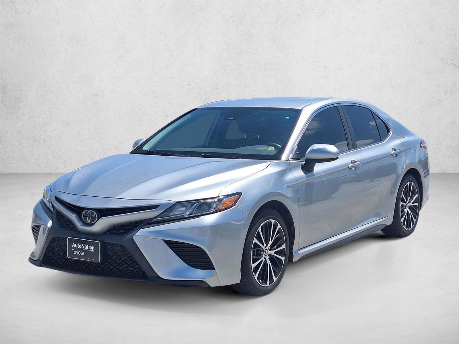 Thumbnail: 2020 Toyota Camry - 1