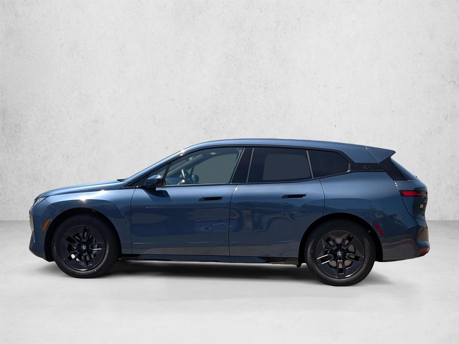 Thumbnail: 2026 BMW iX - 2