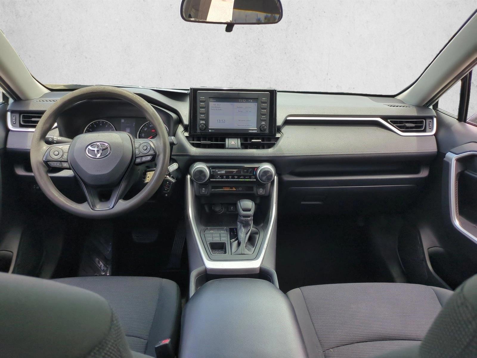 Thumbnail: 2020 Toyota RAV4 - 3