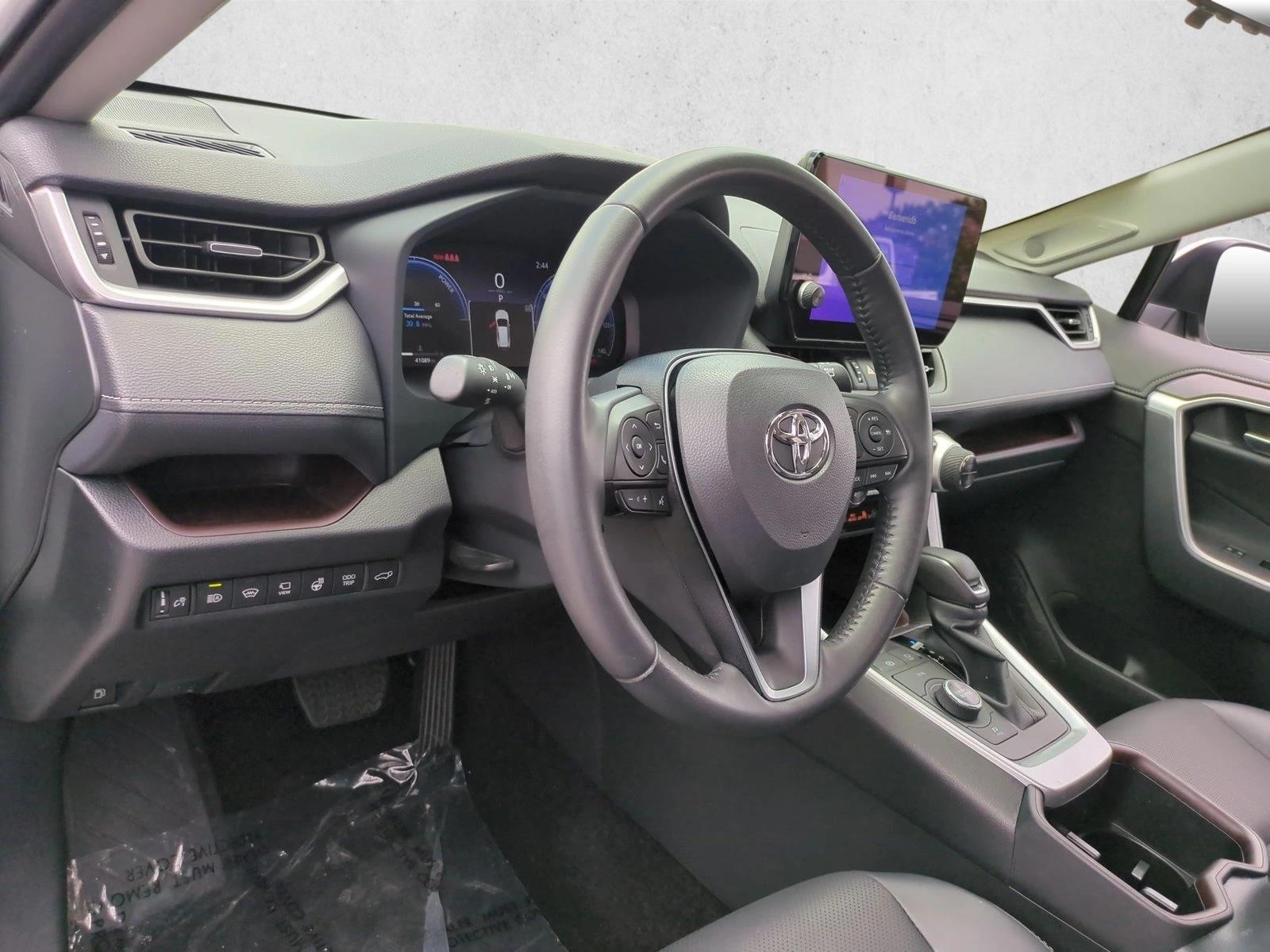Thumbnail: 2024 Toyota RAV4 - 3