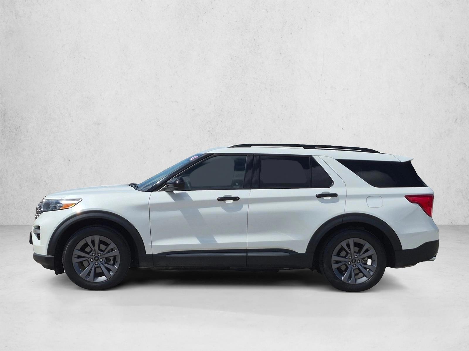 Thumbnail: 2022 Ford Explorer - 2