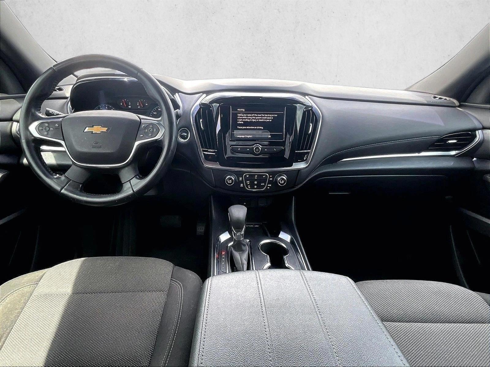 Thumbnail: 2022 Chevrolet Traverse - 4