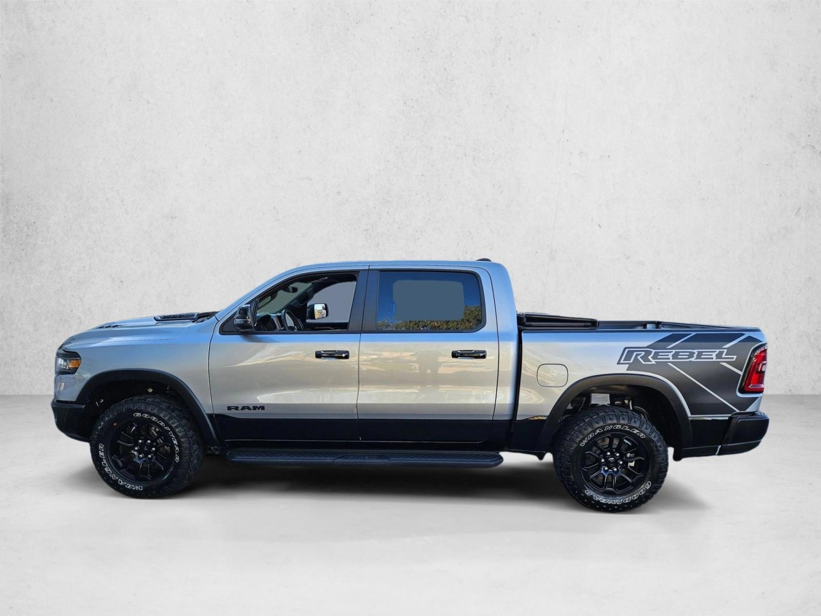 Thumbnail: 2025 RAM 1500 - 2