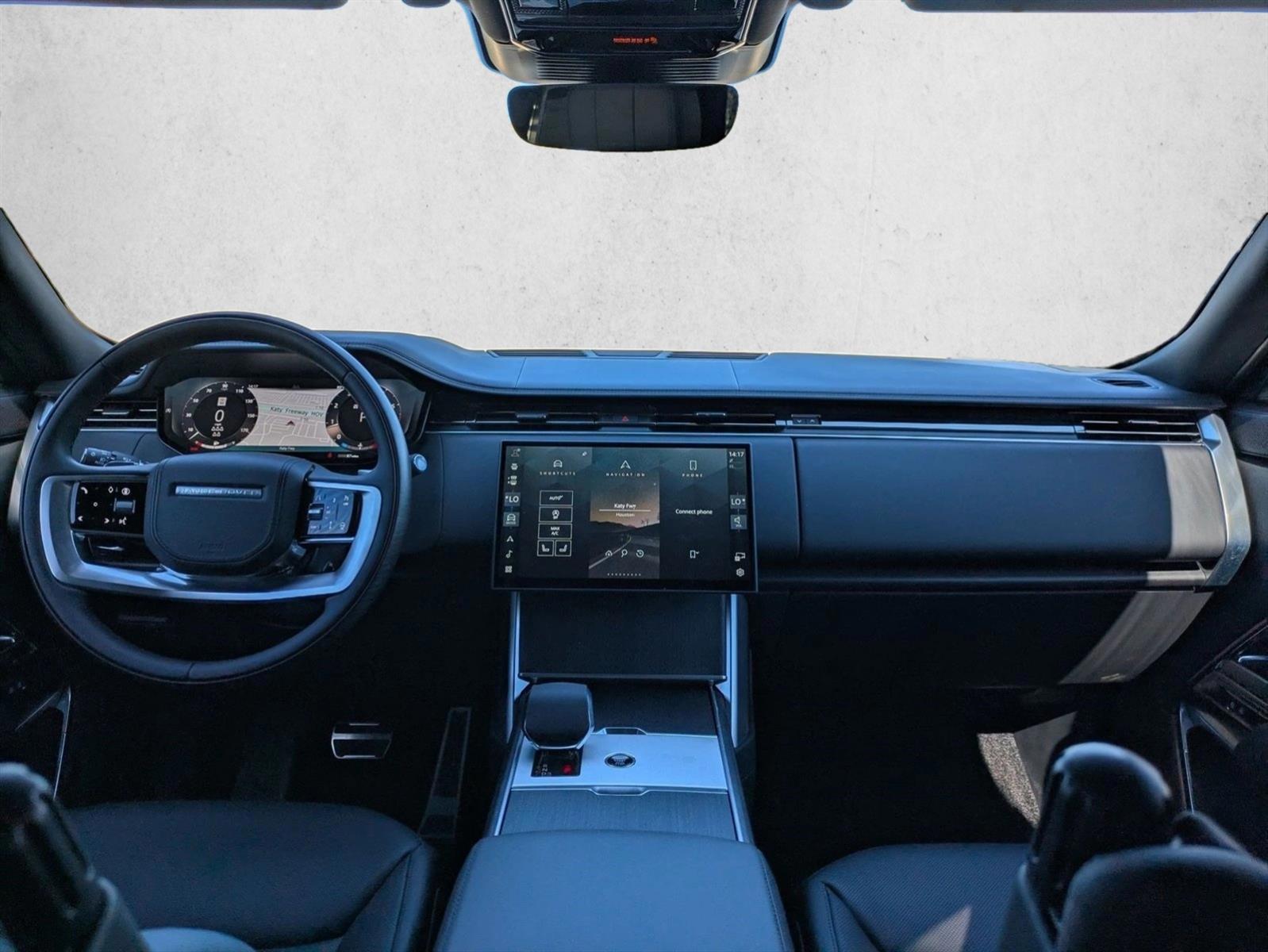 Thumbnail: 2025 Land Rover Range Rover - 4