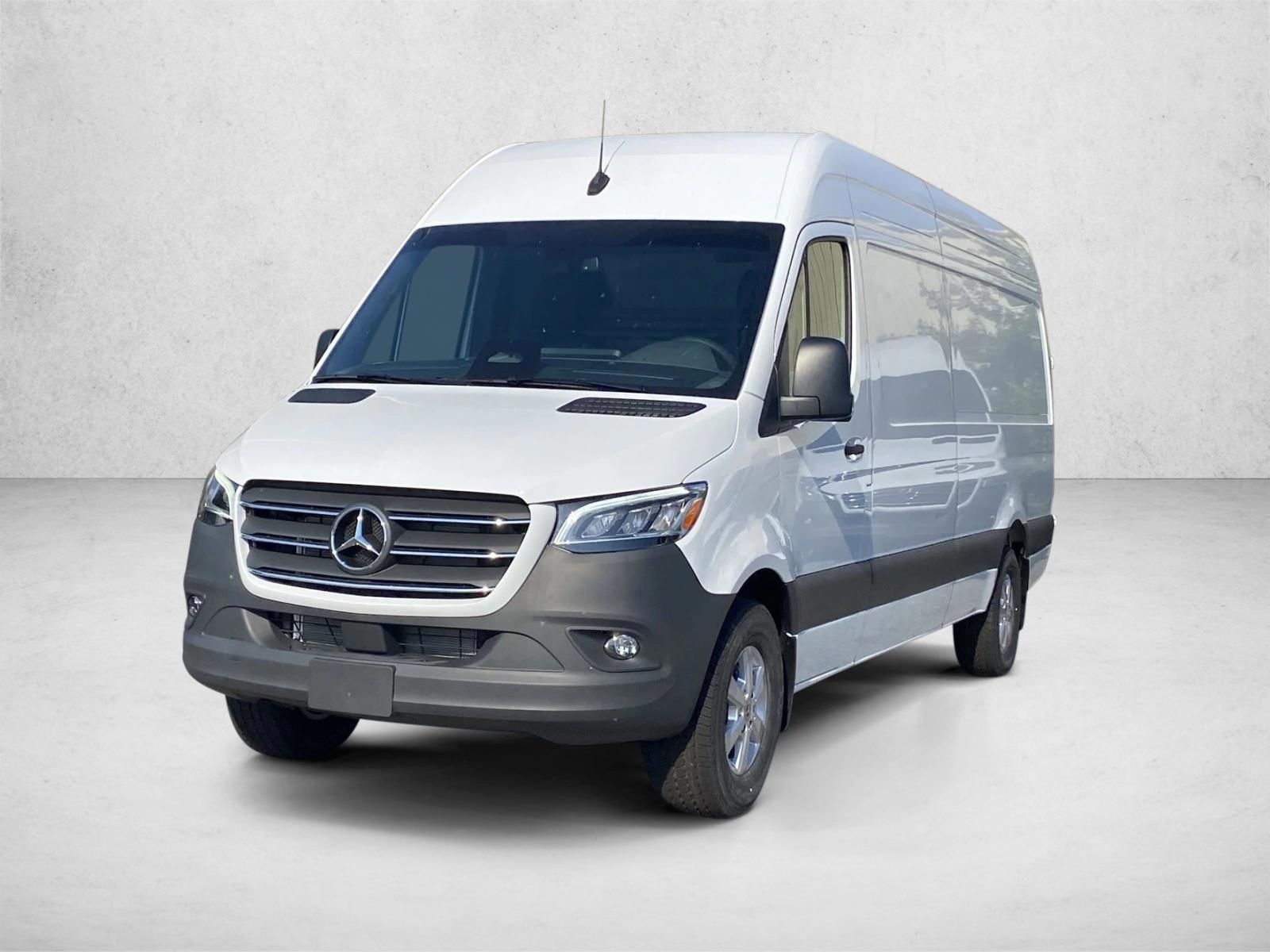 Thumbnail: 2025 Mercedes-Benz Sprinter - 1