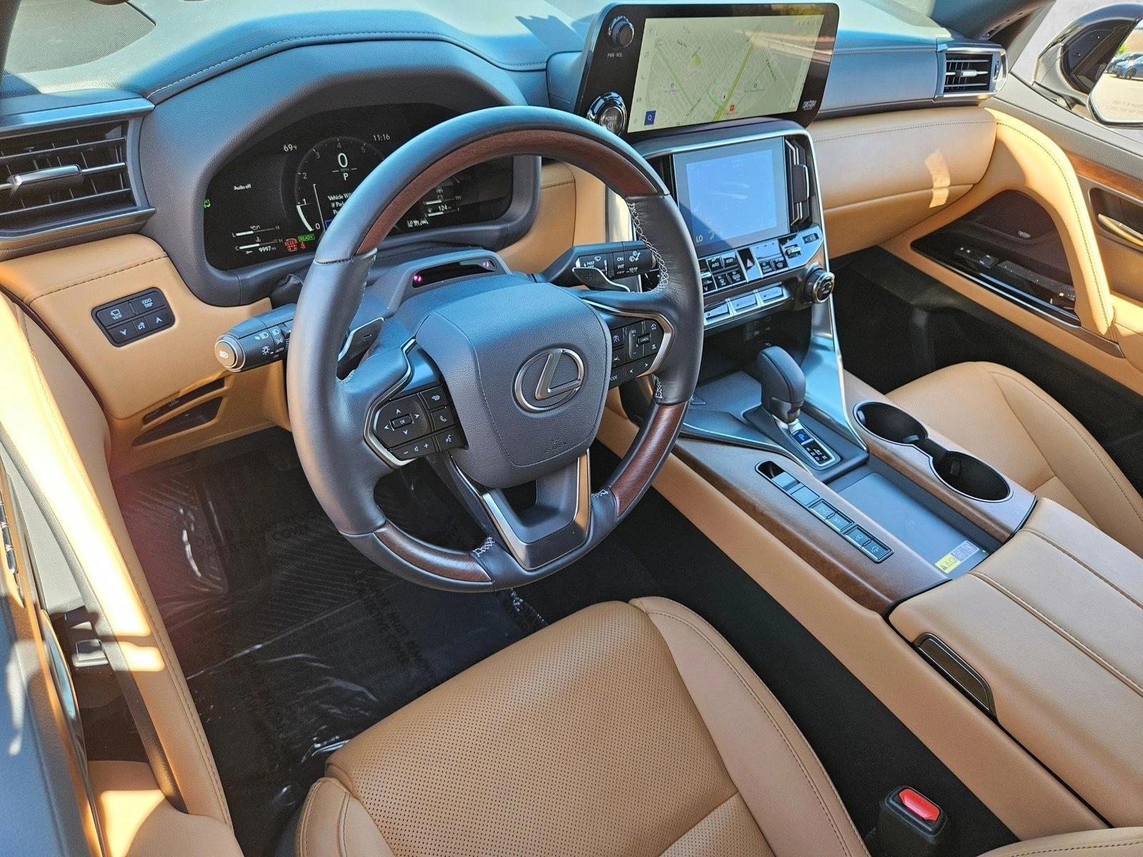Thumbnail: 2025 Lexus LX - 3